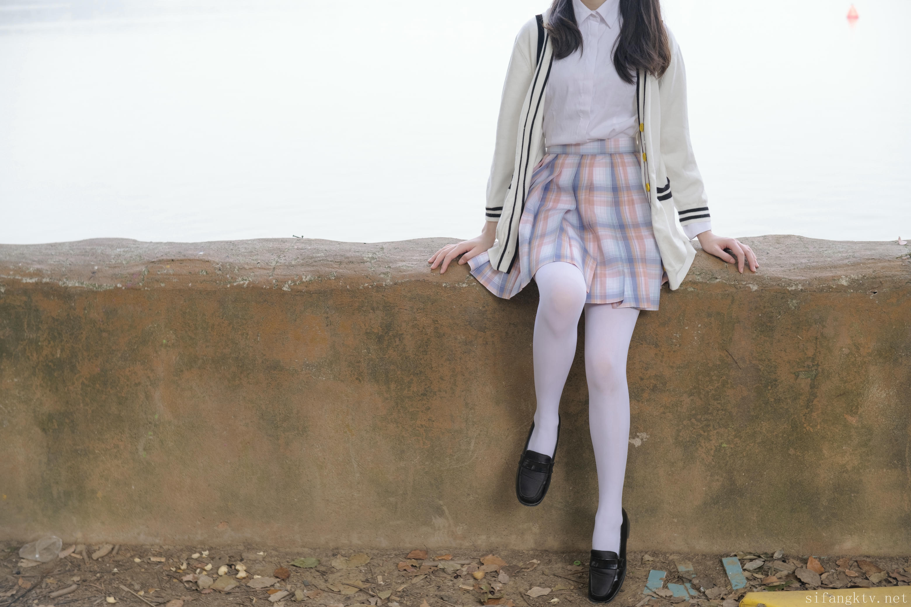 森萝财团 写真 小七 JK-2 [230P1V-3.72G]_第1集