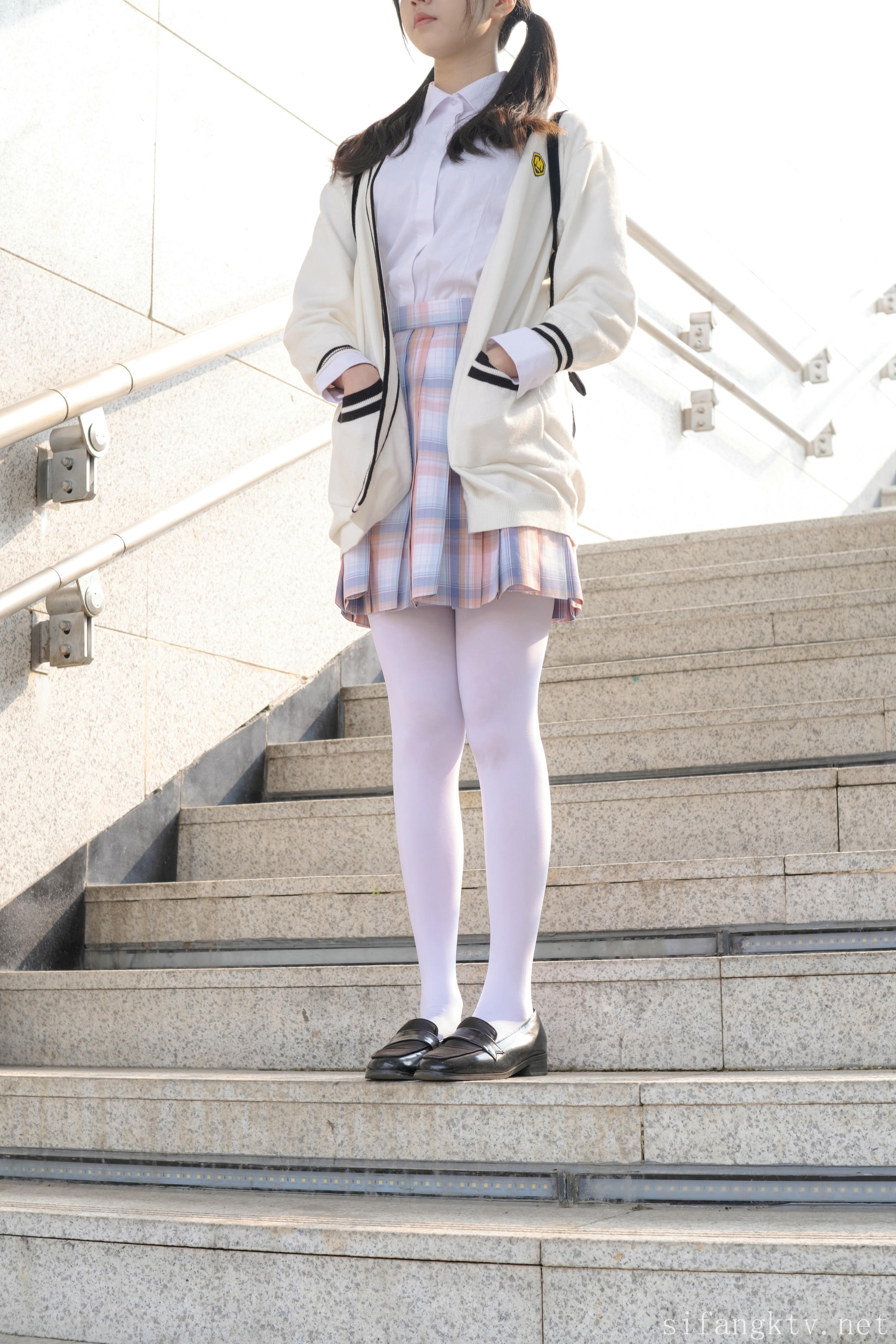 森萝财团 写真 小七 JK-2 [230P1V-3.72G]_第2集