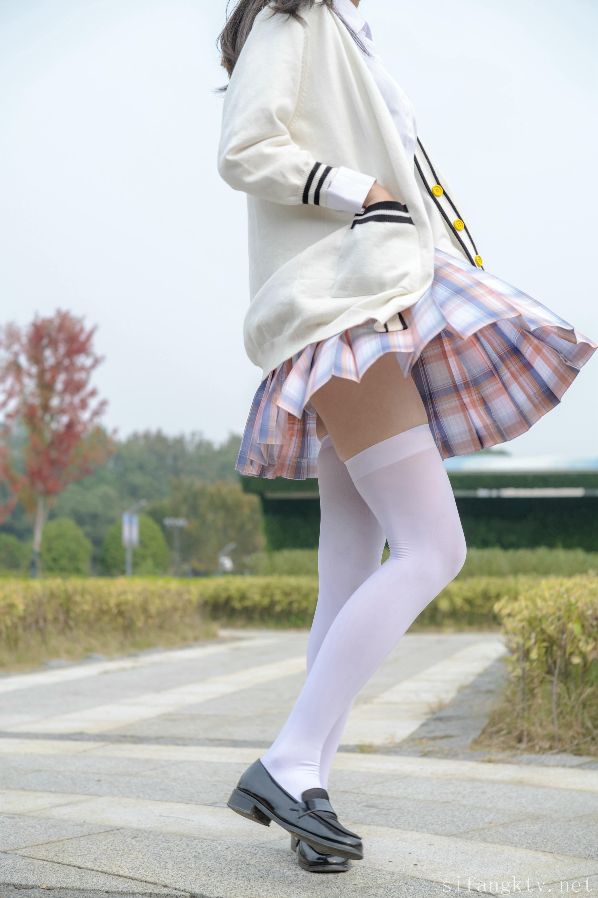 森萝财团 写真 小七 JK-2 [230P1V-3.72G]_第3集