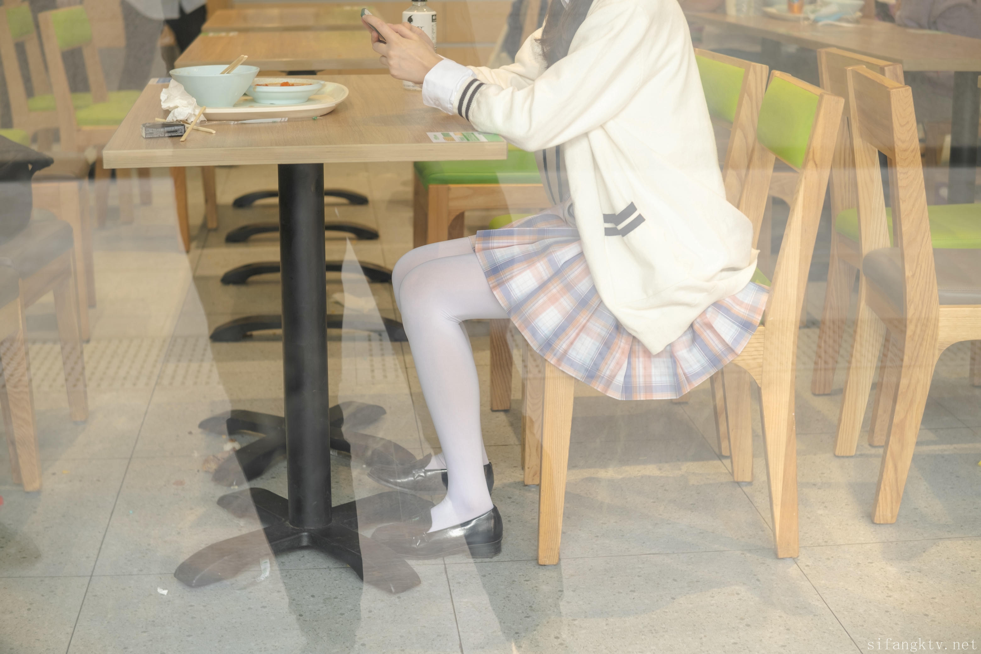 森萝财团 写真 小七 JK-2 [230P1V-3.72G]_第3集