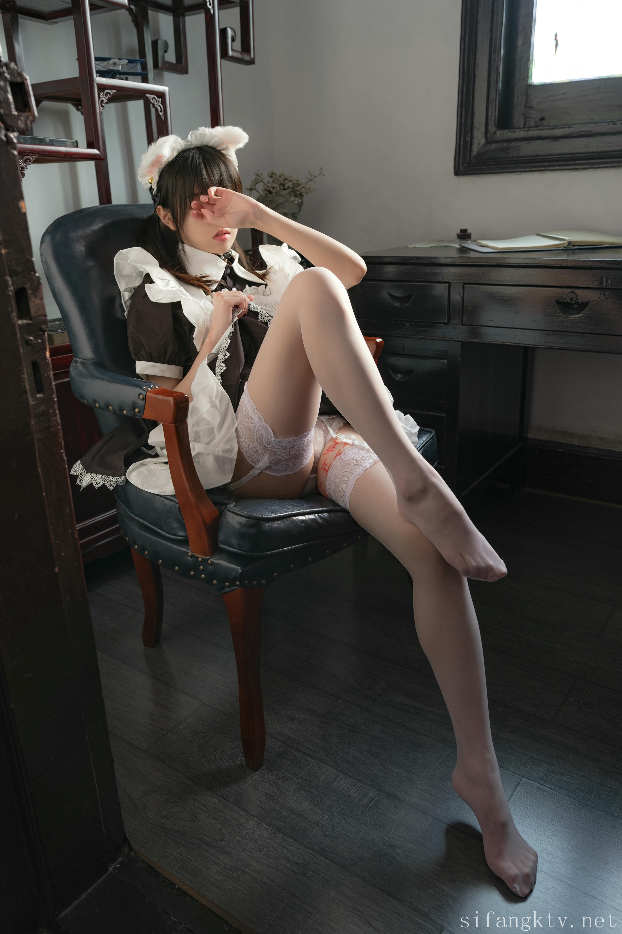 森萝财团 写真 小七 女仆 [160P1V-7.18G]_第2集