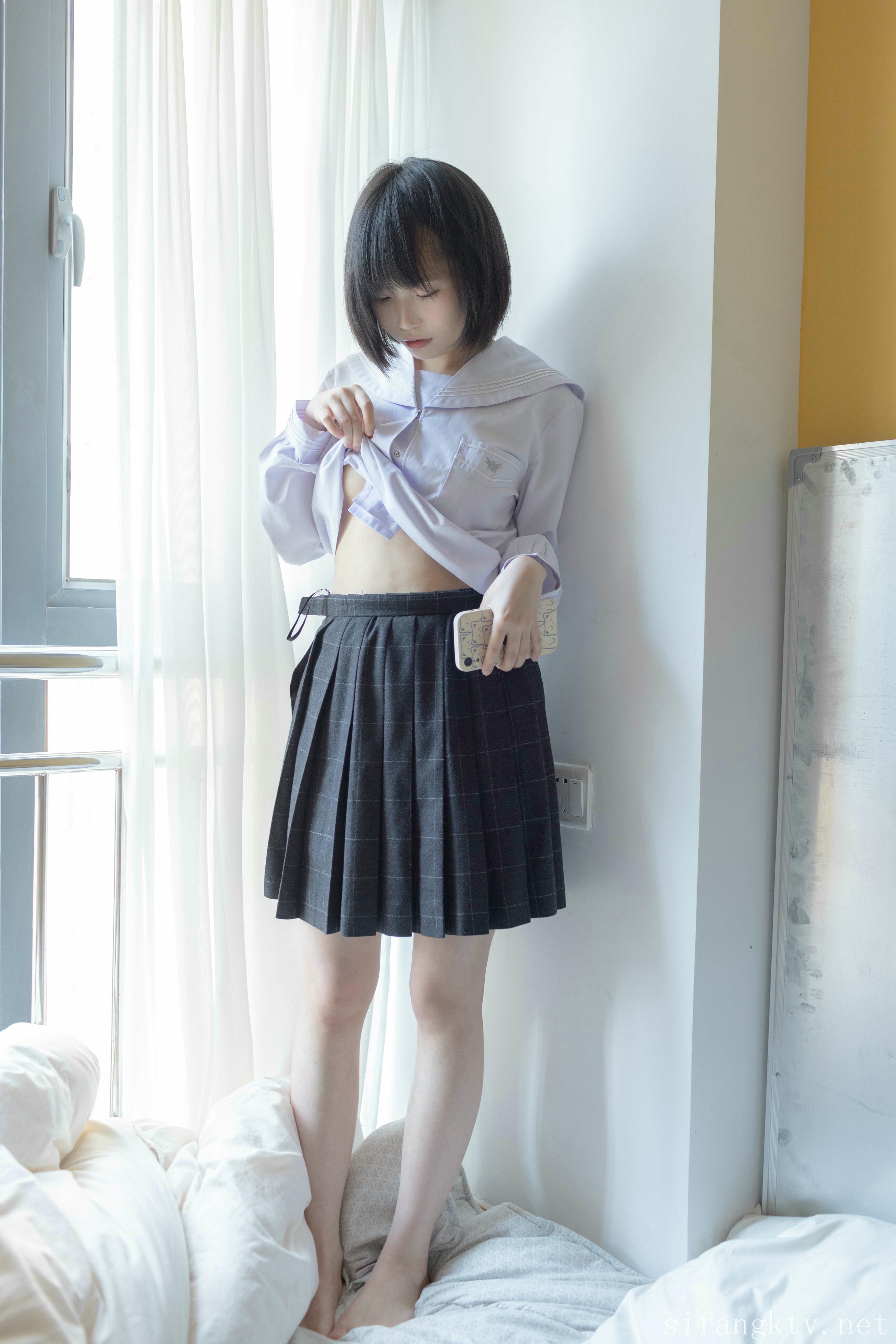 森萝财团 写真 小樱 万元定制 学生服 原版4K画质 [114P+2V／967MB]-视图_第1集