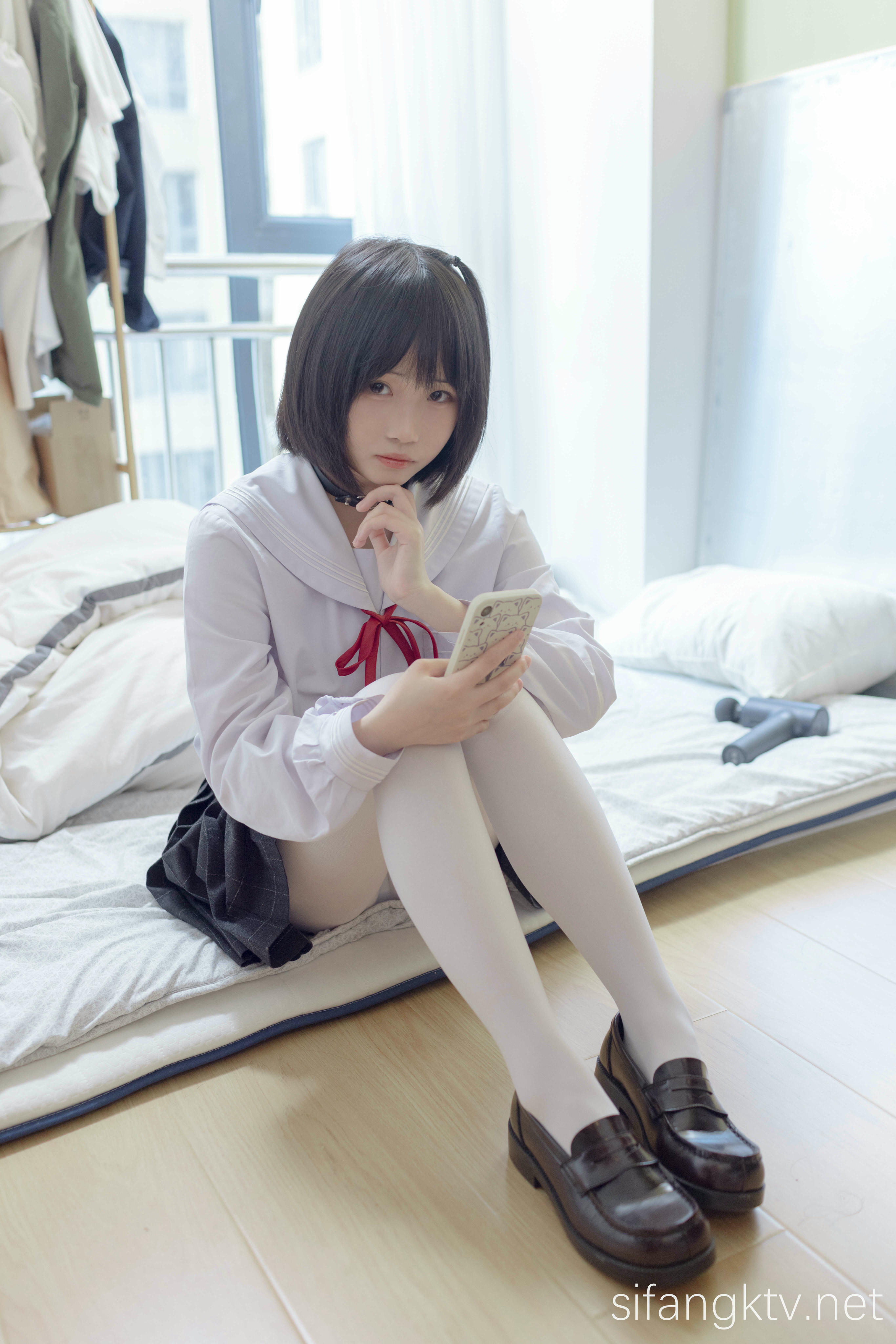 森萝财团 写真 小樱 万元定制 学生服 原版4K画质 [114P+2V／967MB]-视图_第1集