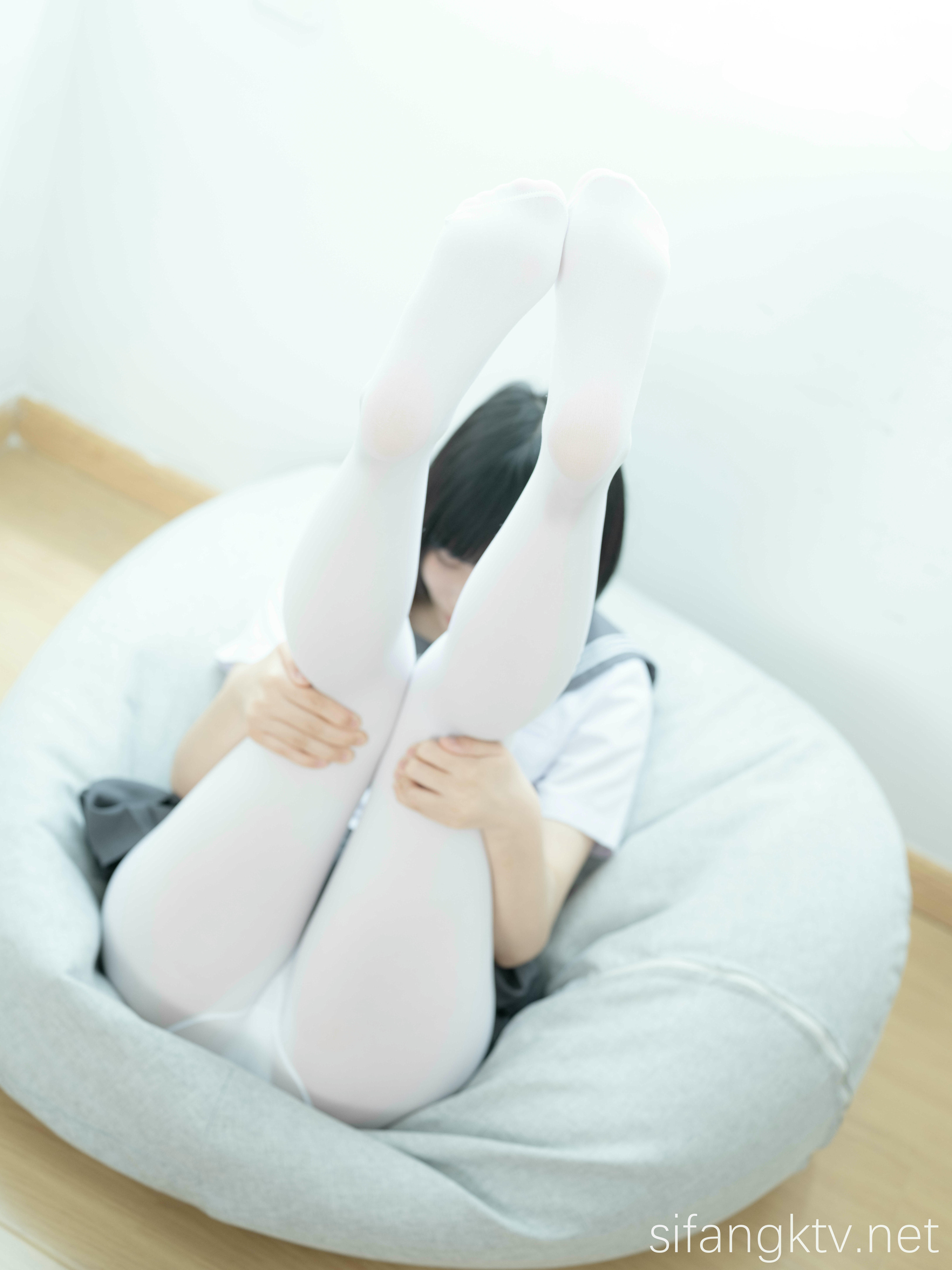森萝财团 写真 小樱 万元定制 学生服 原版4K画质 [114P+2V／967MB]-视图_第4集
