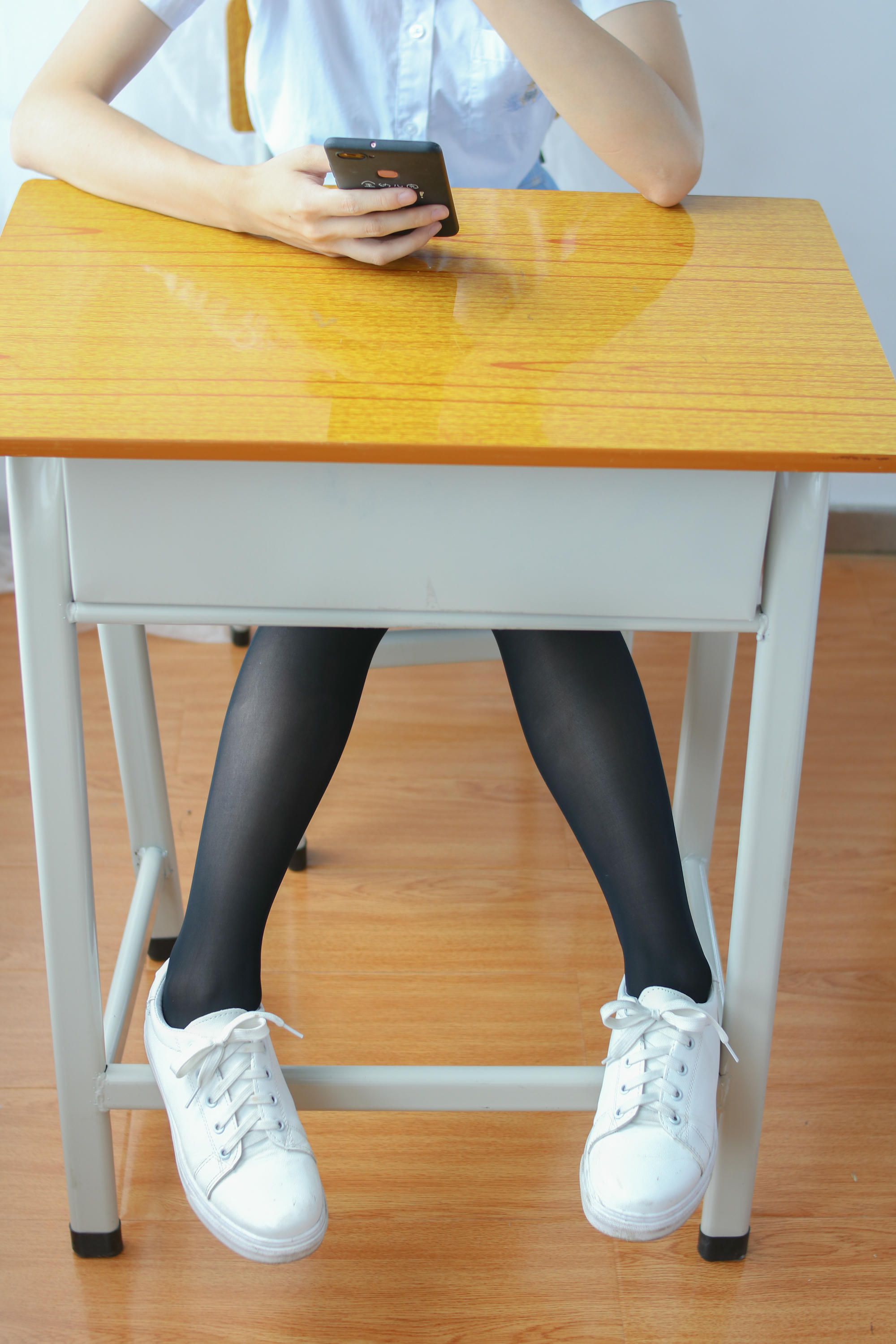 森萝财团 BETA-027 清新黑丝学生妹 [126P-997MB]-摄影助理_第1集