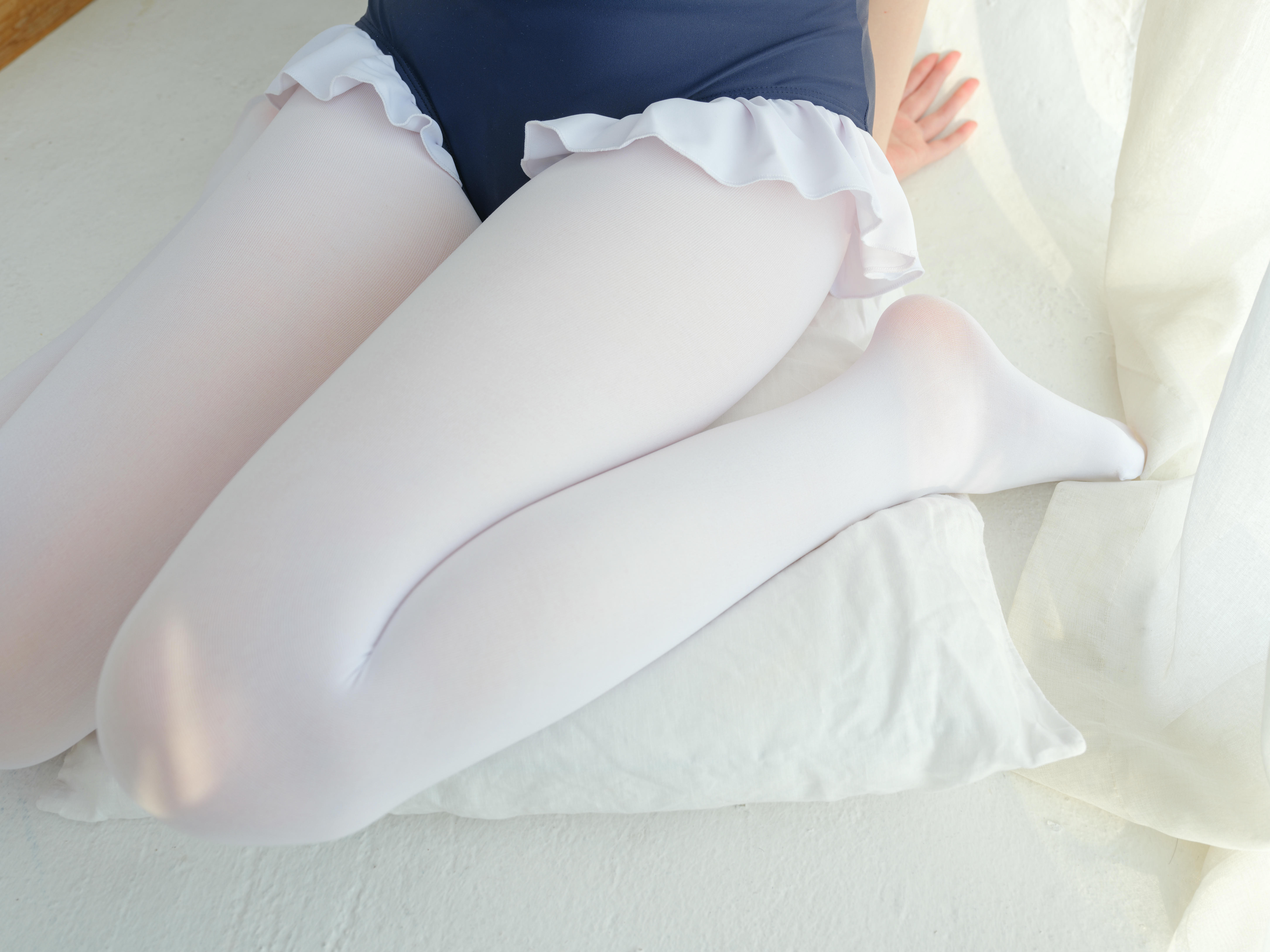 森萝财团 写真 微风-011 aika 白丝 80D [146P1V-8.04GB]_第3集