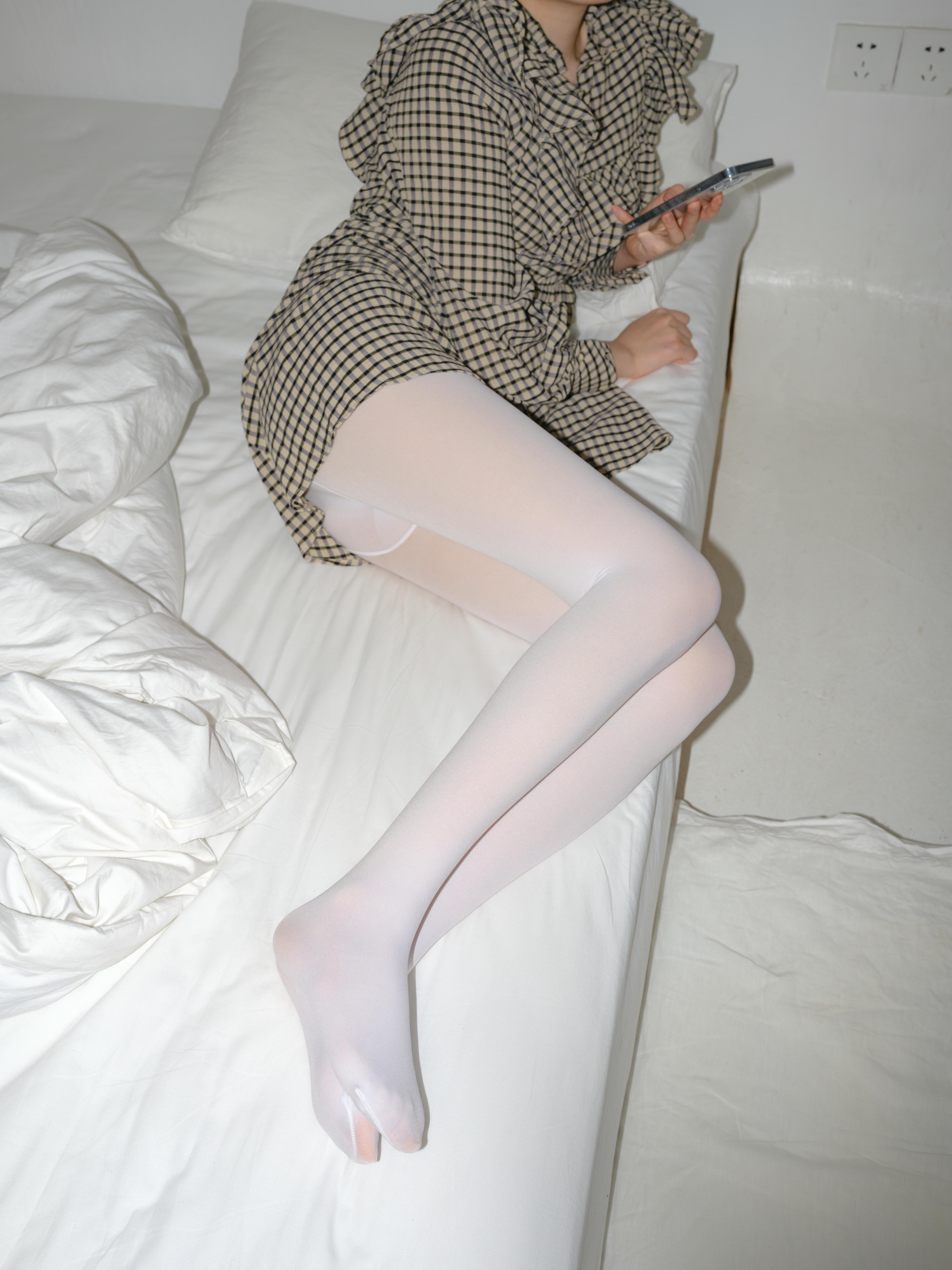 森萝财团 写真 微风-011 aika 白丝 80D [146P1V-8.04GB]_第5集