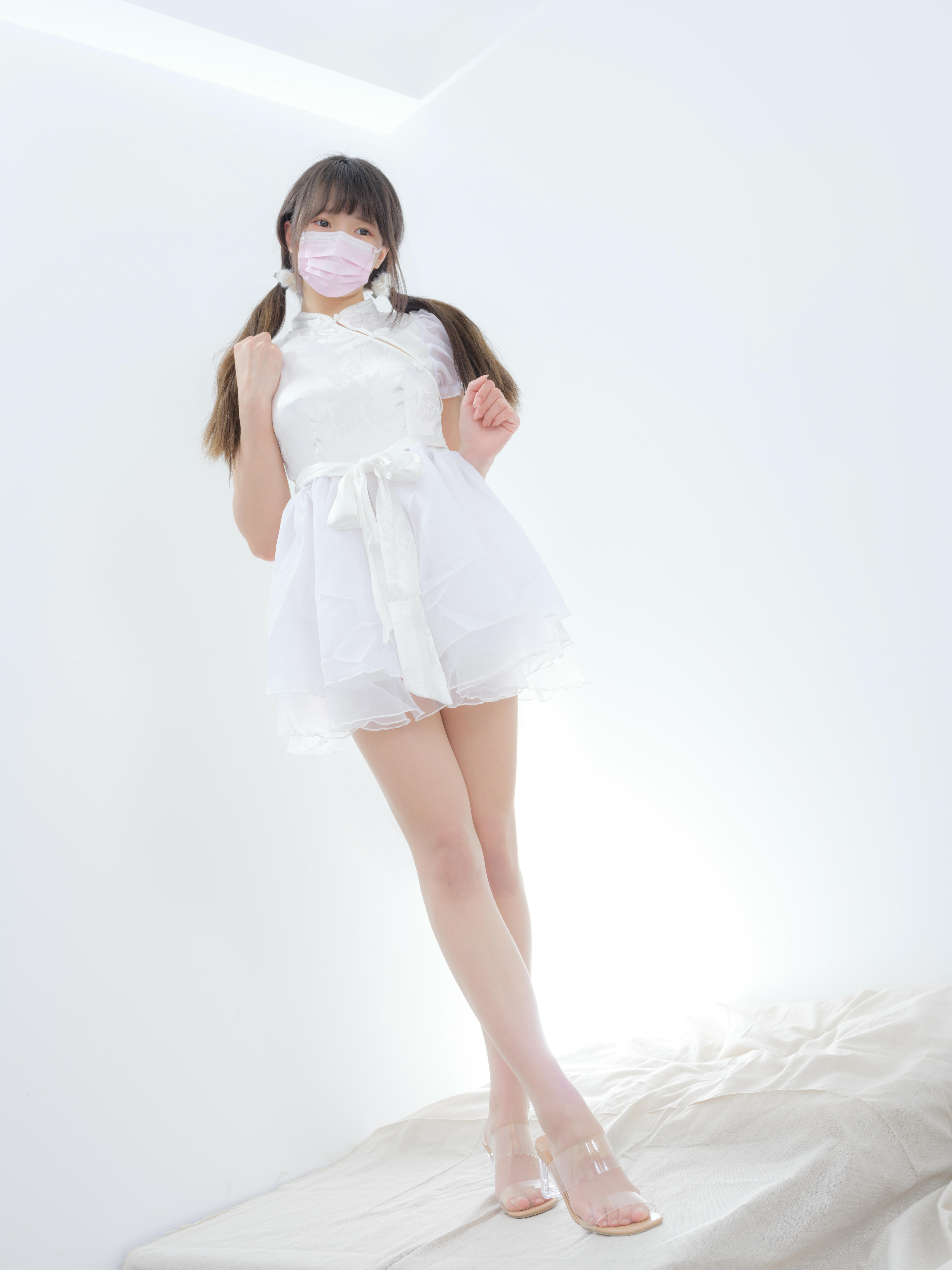 森萝财团 写真 春雪-05E4K [115P2V-5.16G]_第1集