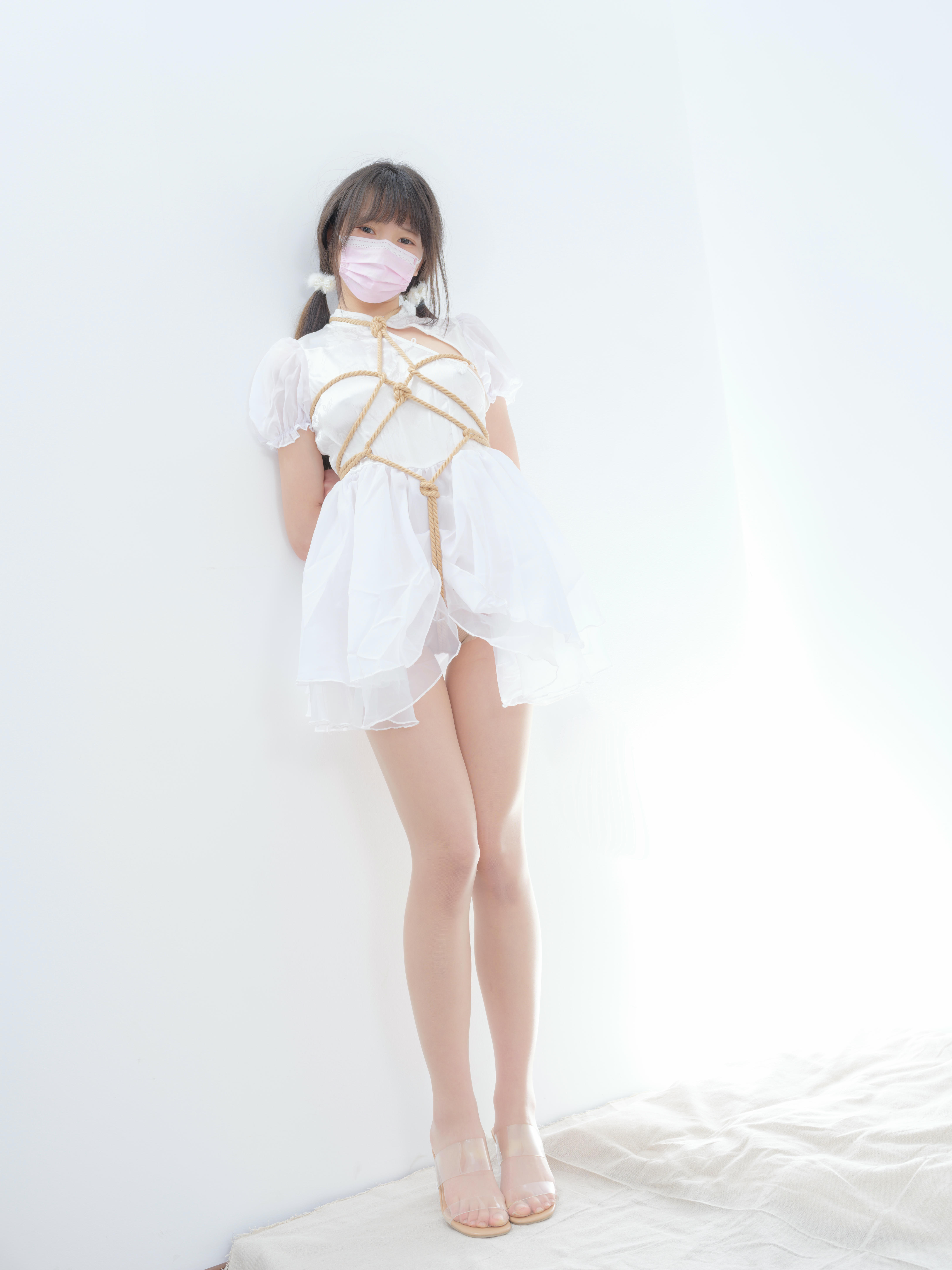森萝财团 写真 春雪-05E4K [115P2V-5.16G]_第4集