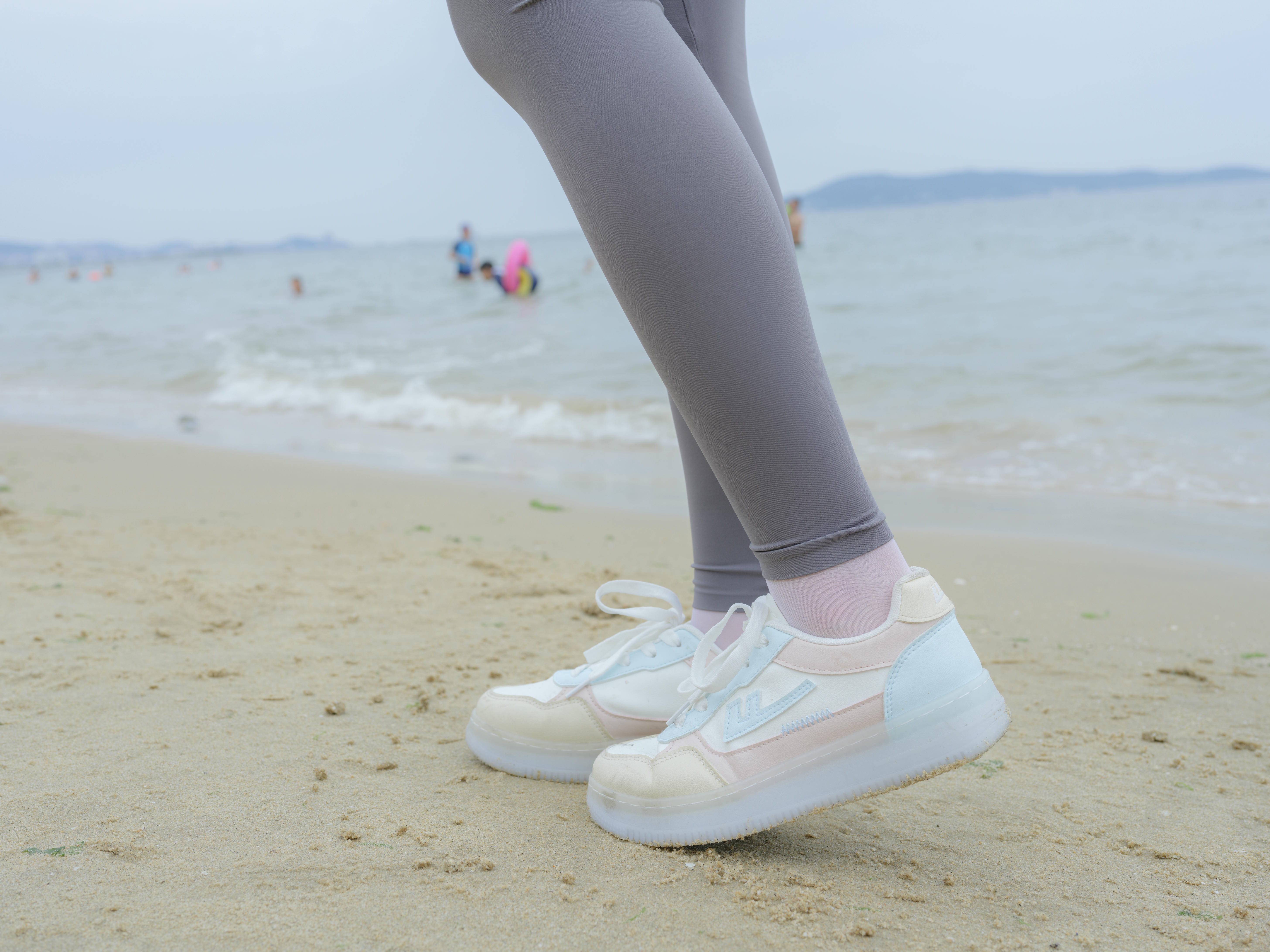 森萝财团 写真 晴涩-11E4K [104P+1V／7.44GB]_第1集