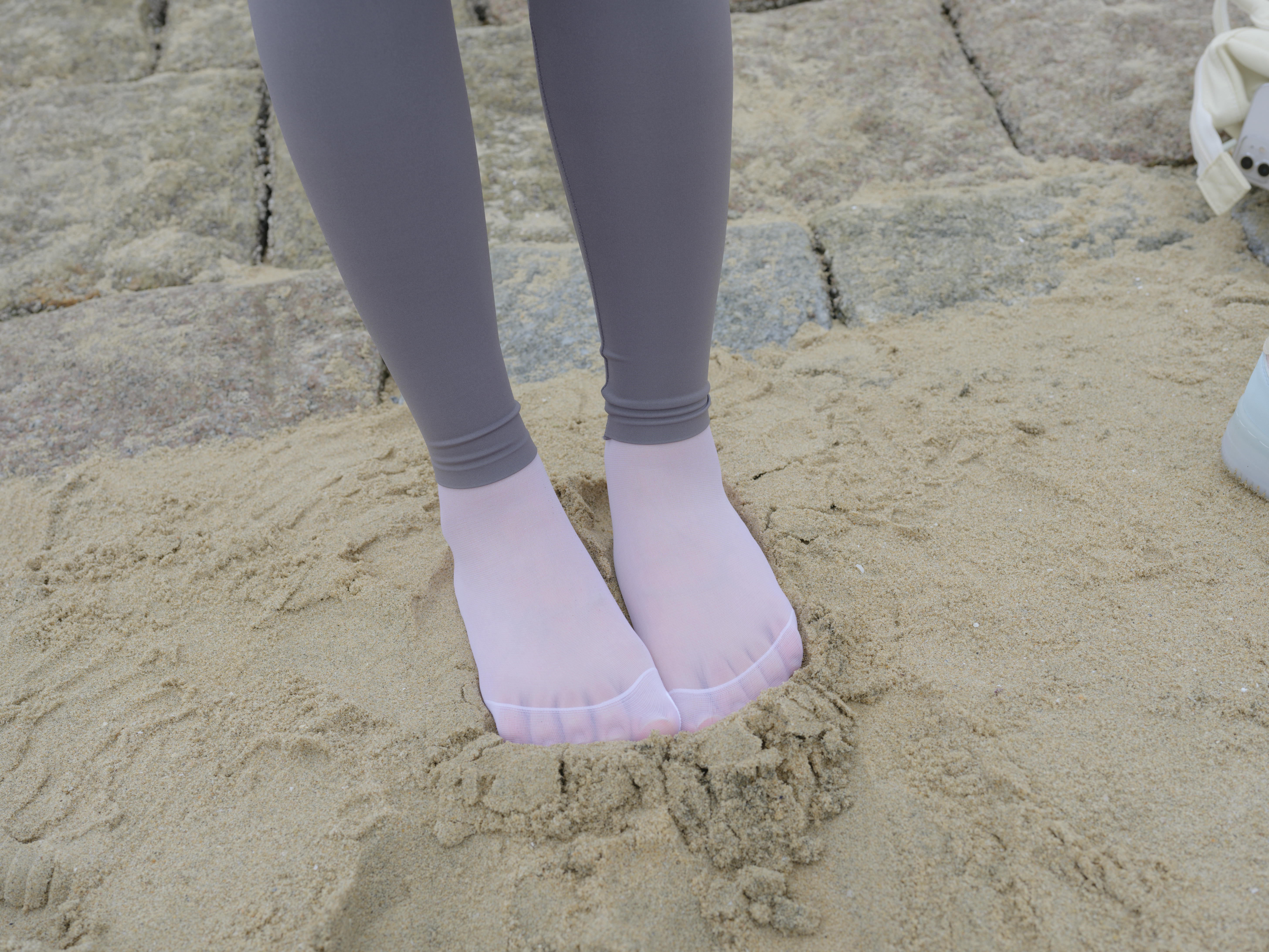 森萝财团 写真 晴涩-11E4K [104P+1V／7.44GB]_第2集