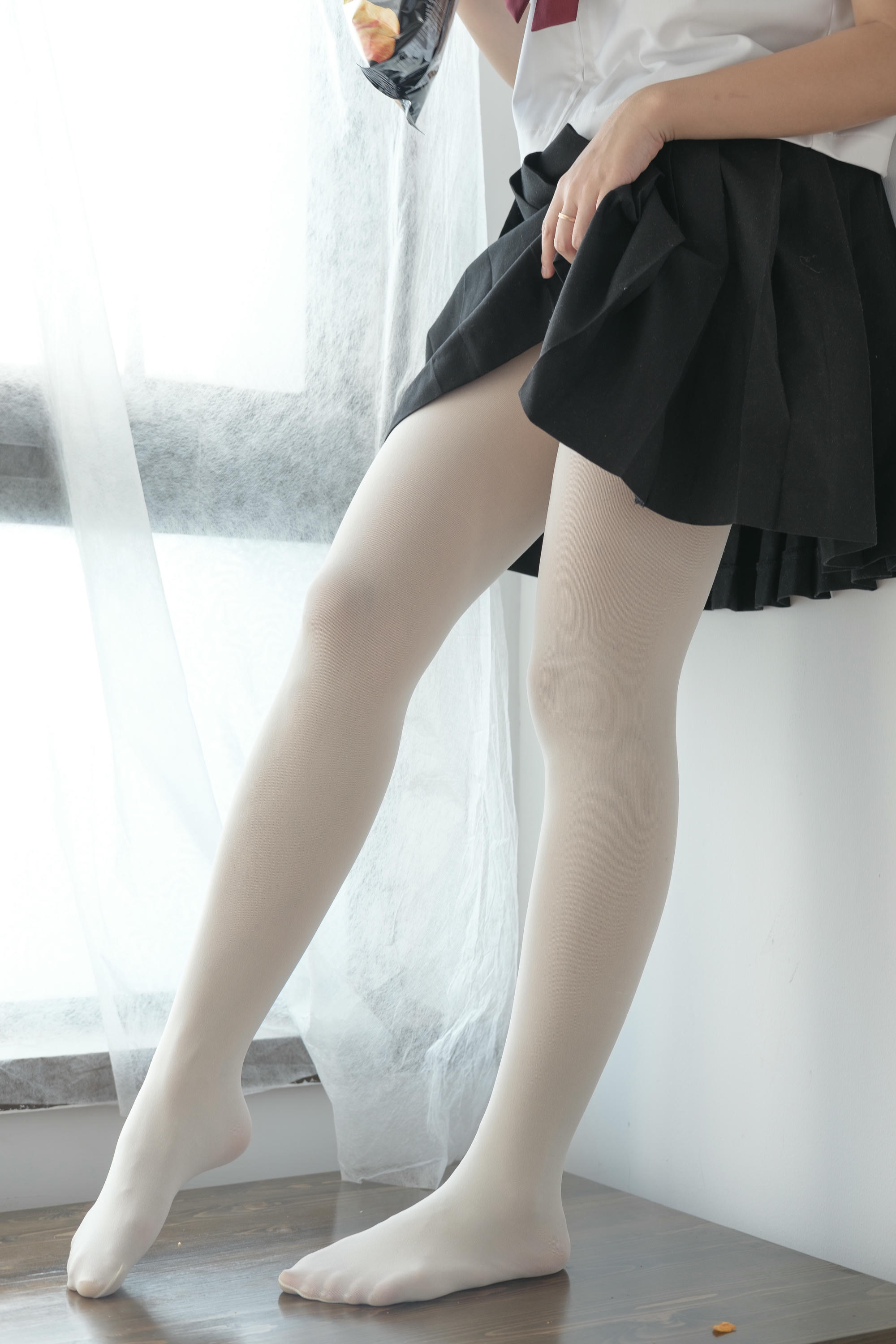 森萝财团 BETA-028 白丝美足学生妹 [60P-577MB]_第1集