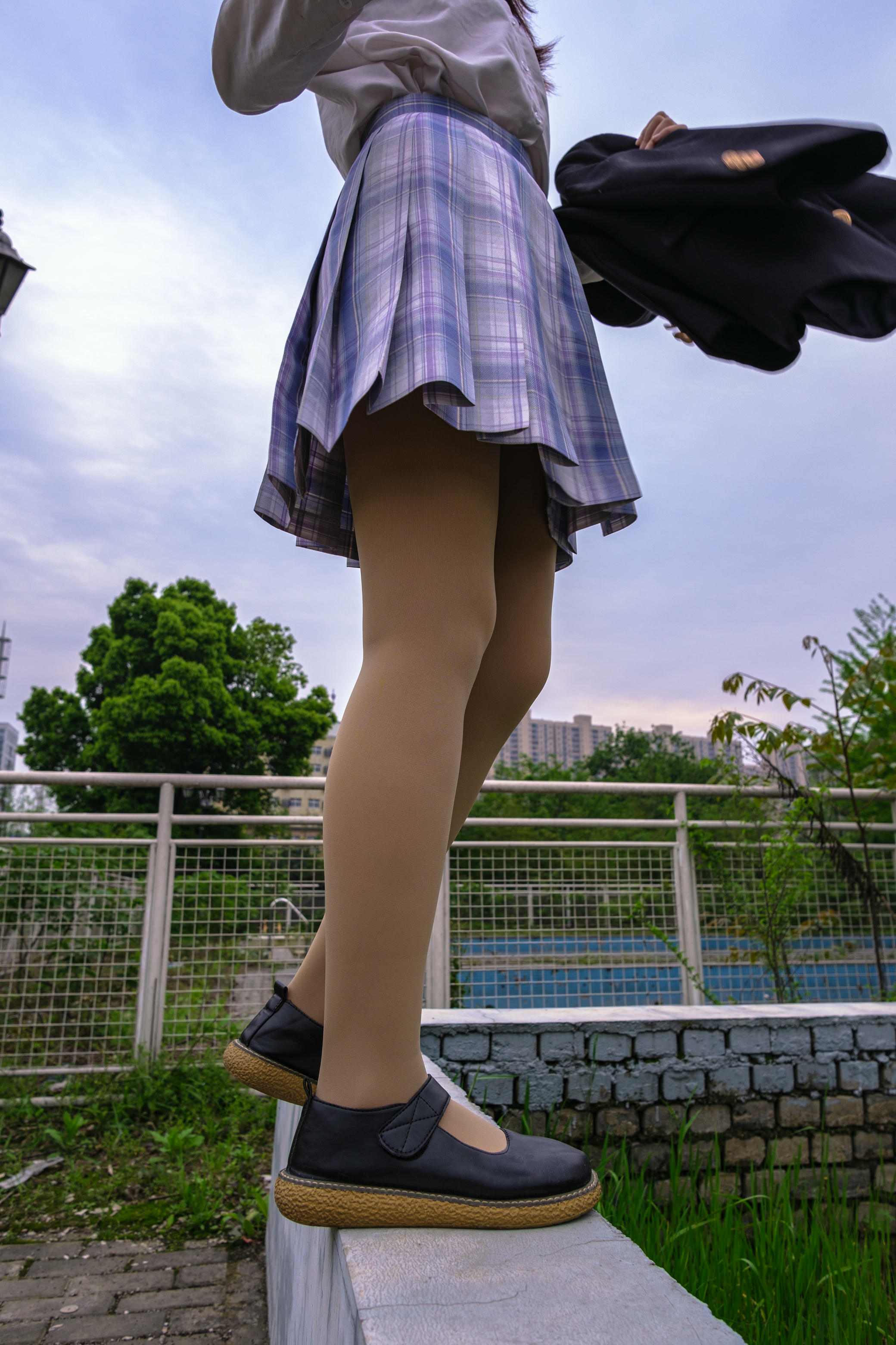 森萝财团 写真 月下-01 [76P 988.20 MB]_第1集