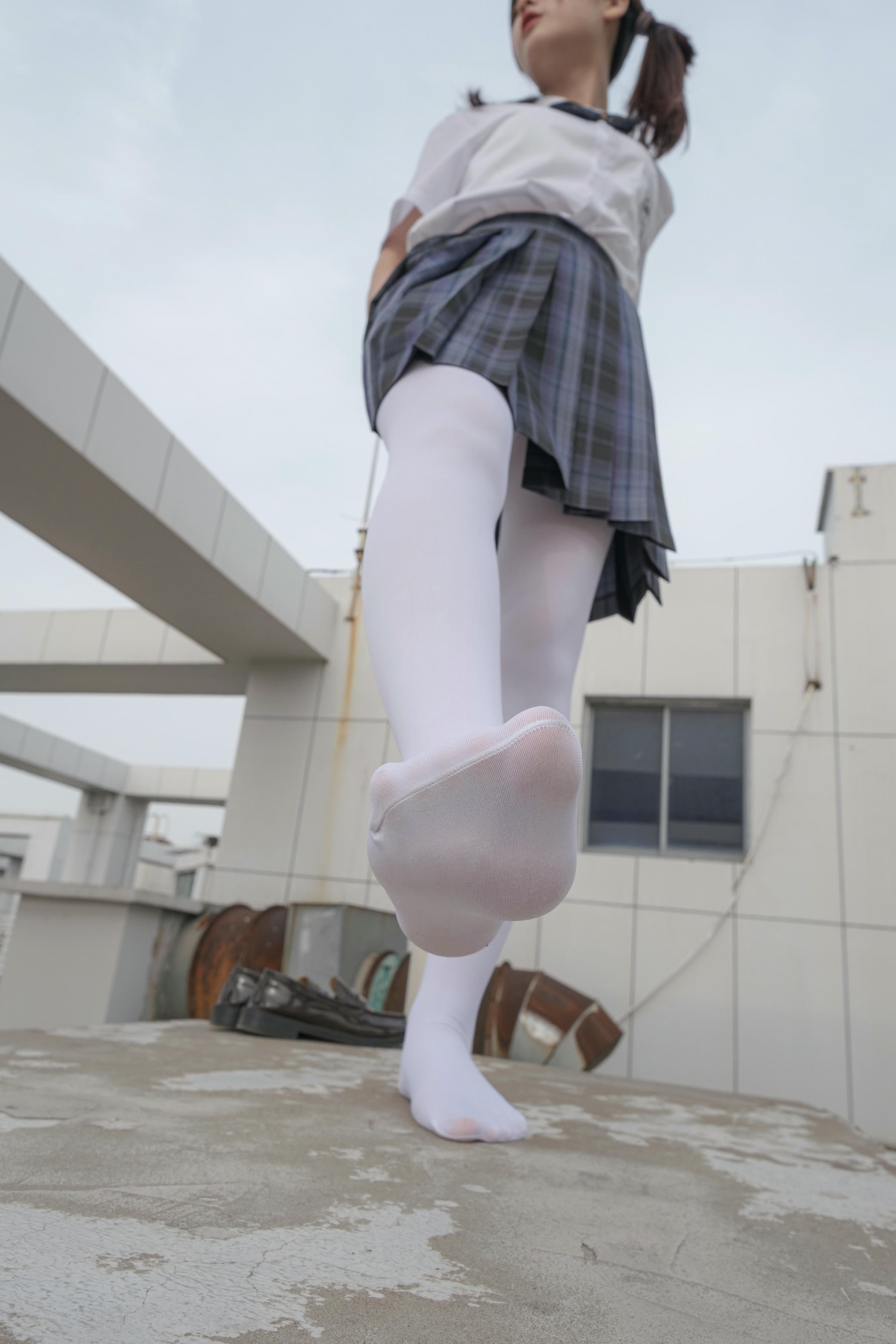 森萝财团 写真 月下-02 [102P1V 2.19 GB]_第2集