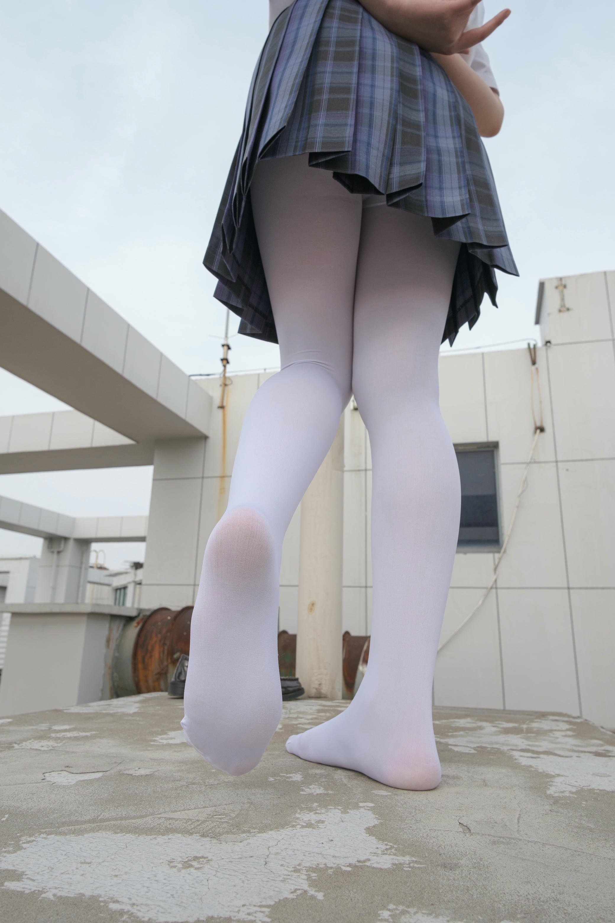 森萝财团 写真 月下-02 [102P1V 2.19 GB]_第2集