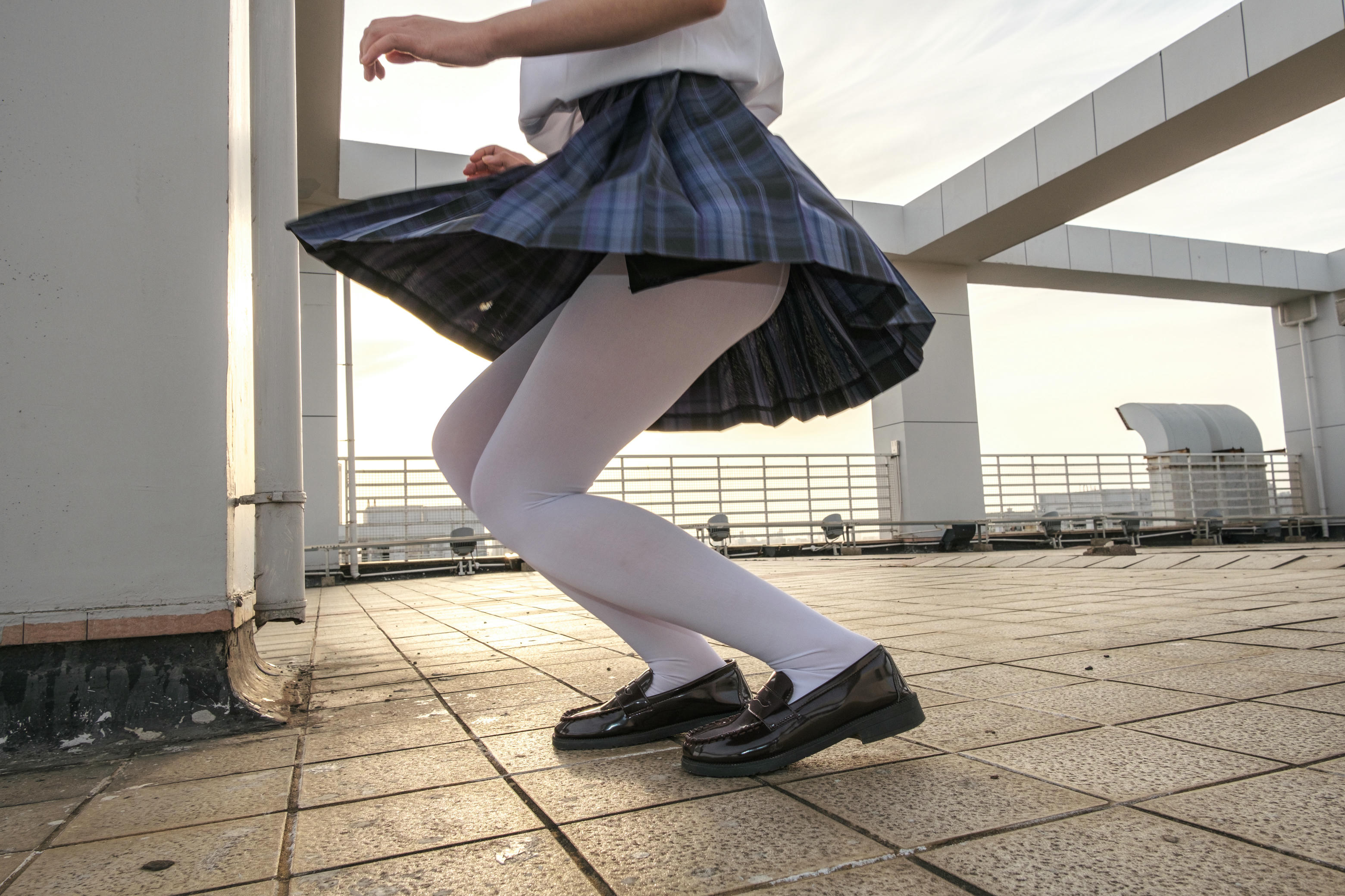 森萝财团 写真 月下-02 [102P1V 2.19 GB]_第5集