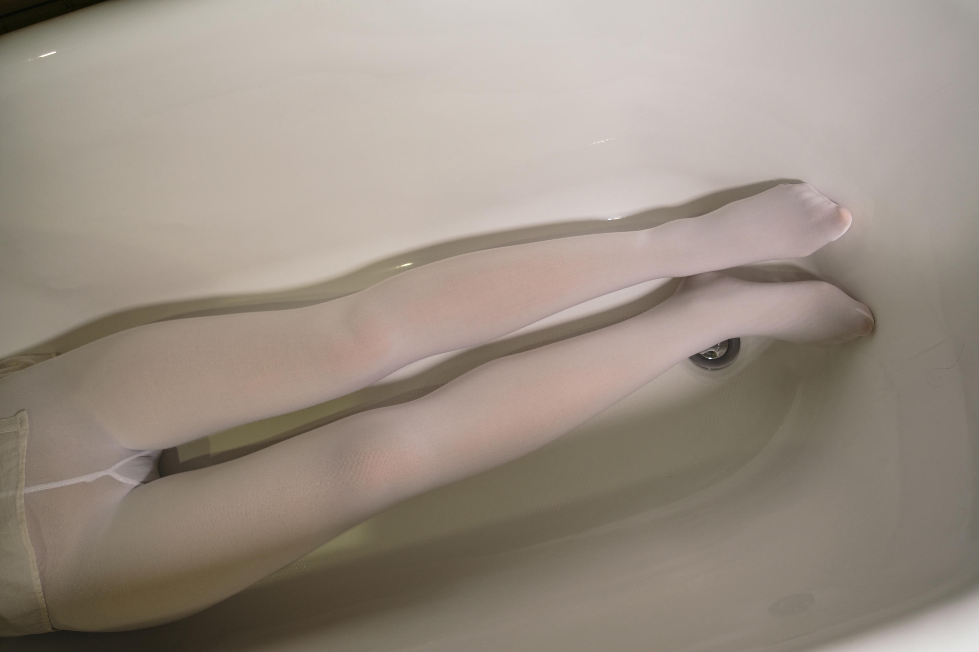 森萝财团 写真 月下-04 [102P1V 4.17 GB]_第4集