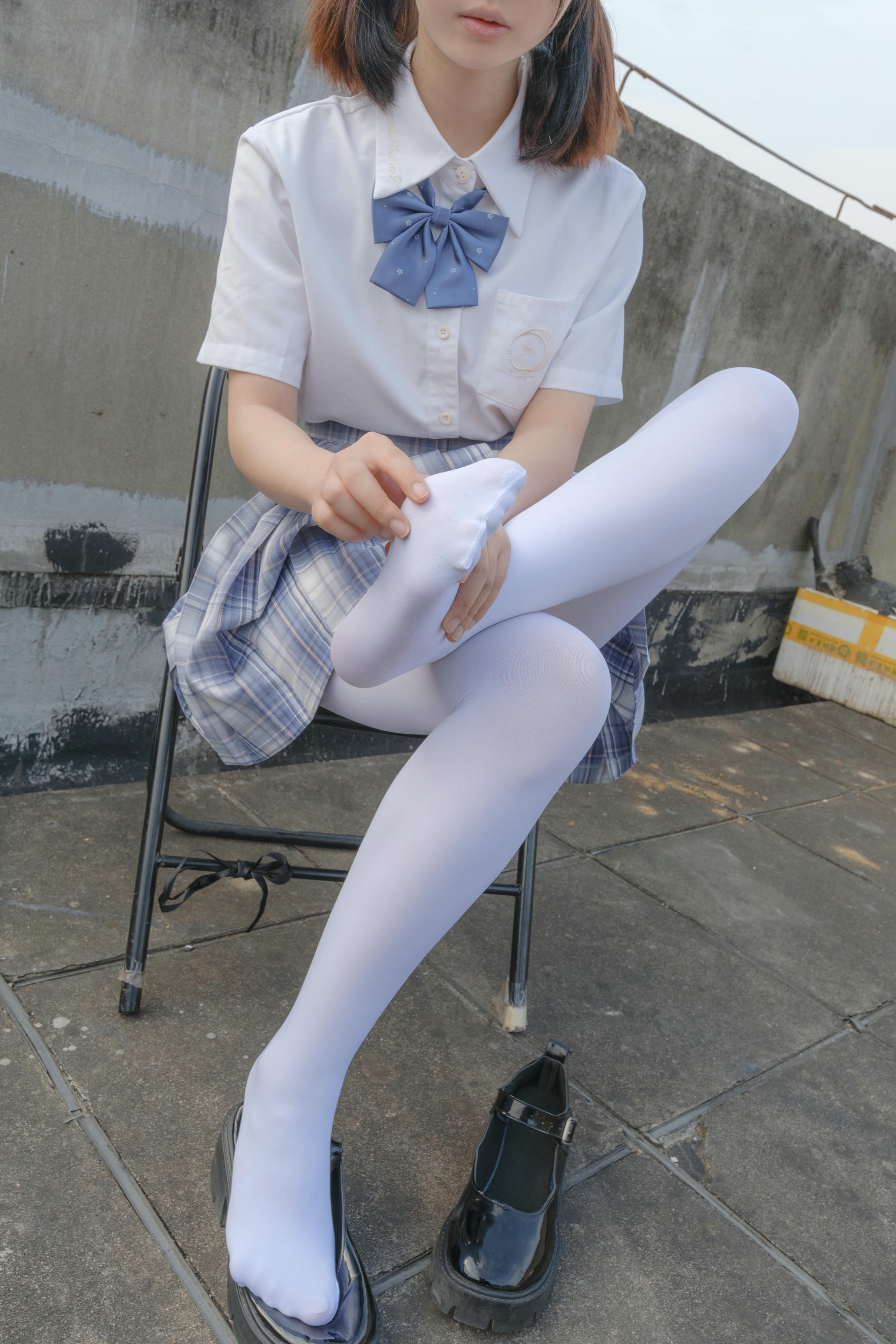 森萝财团 写真 月下-05 [74P1V 2.05 GB]_第2集