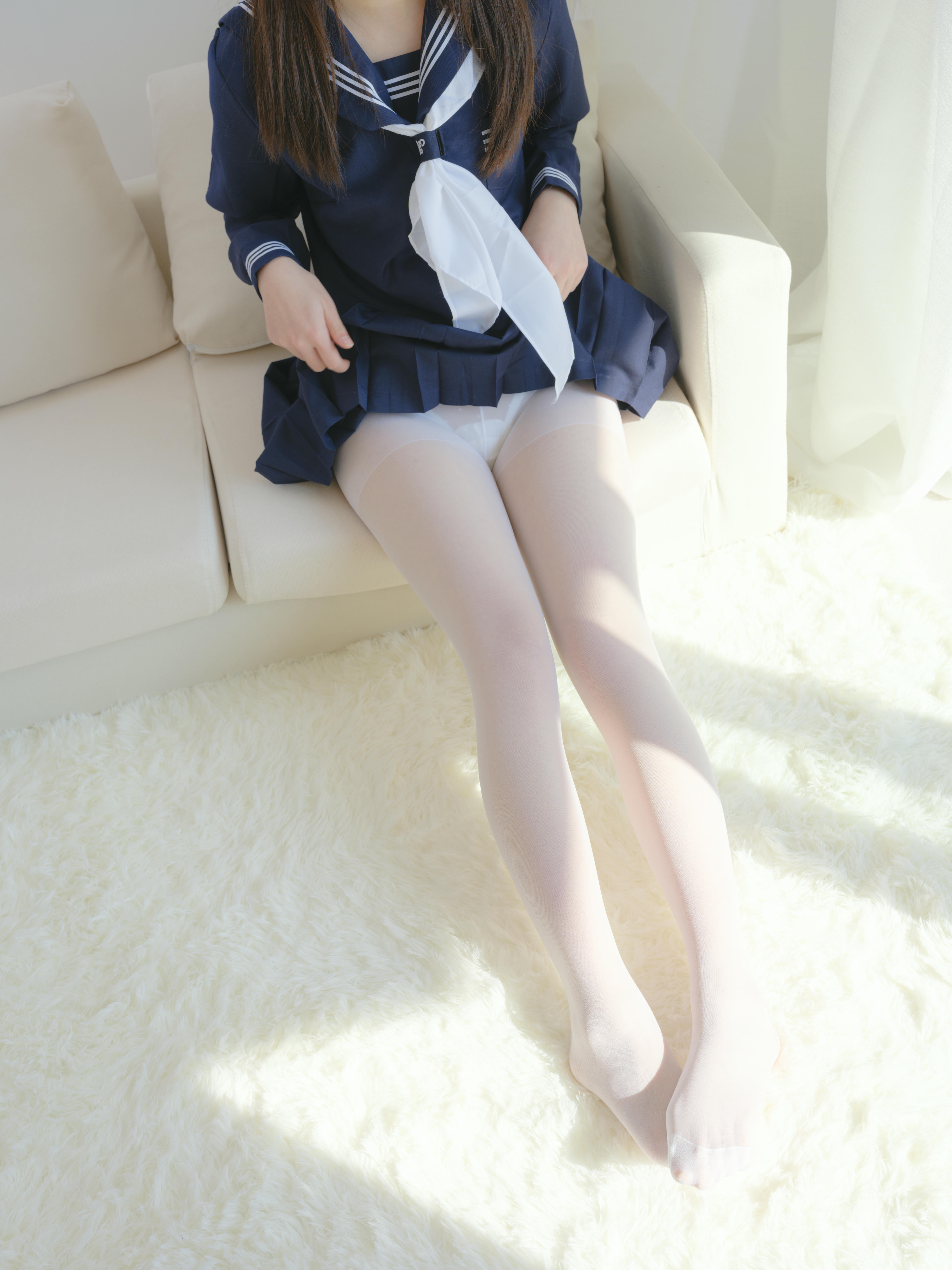 森萝财团 写真 雨云-07E4K[142P+1V／7.41GB]_第1集