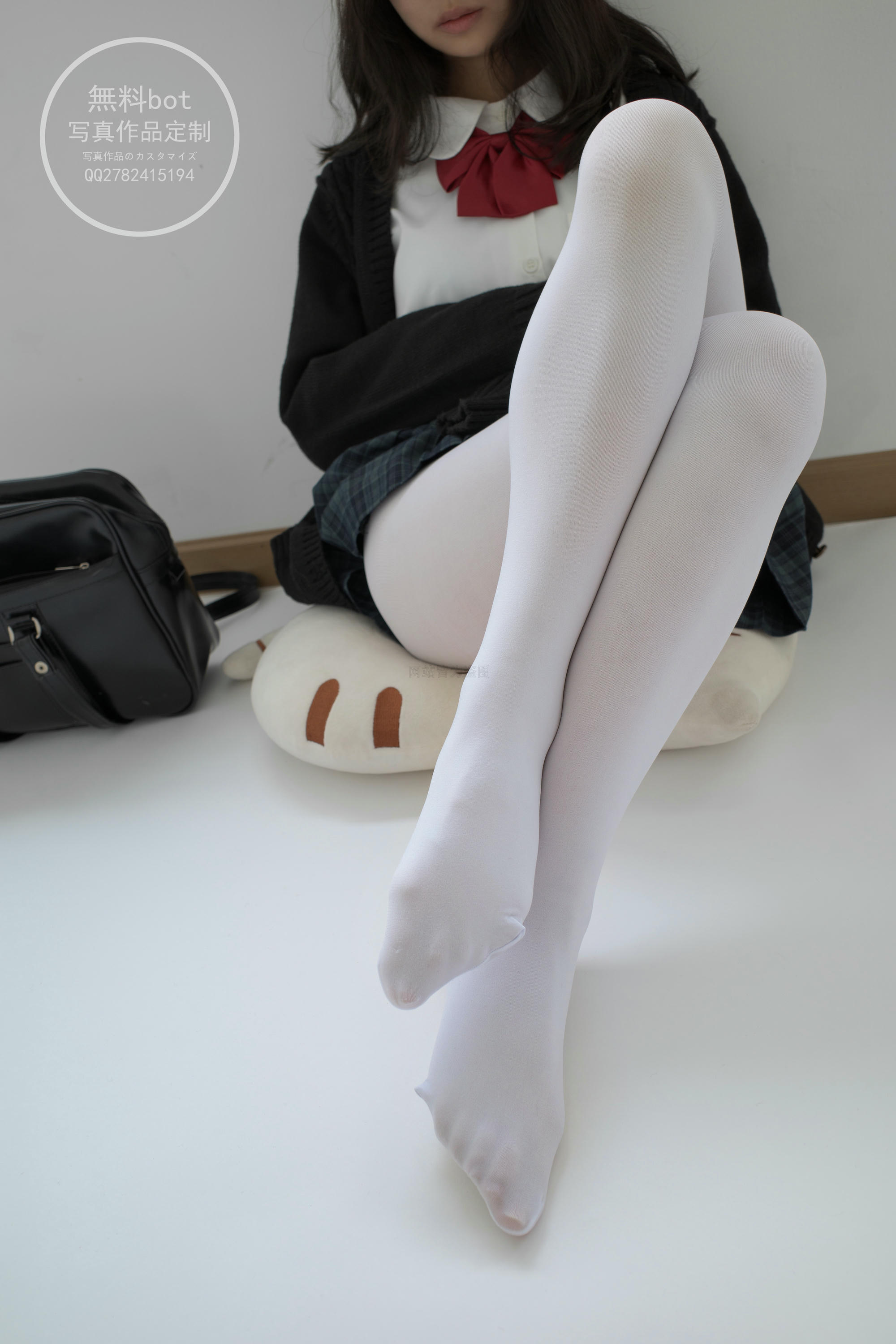 森萝财团 有料 NO.002 小香 室内JK白丝 [86P／837MB]_第2集