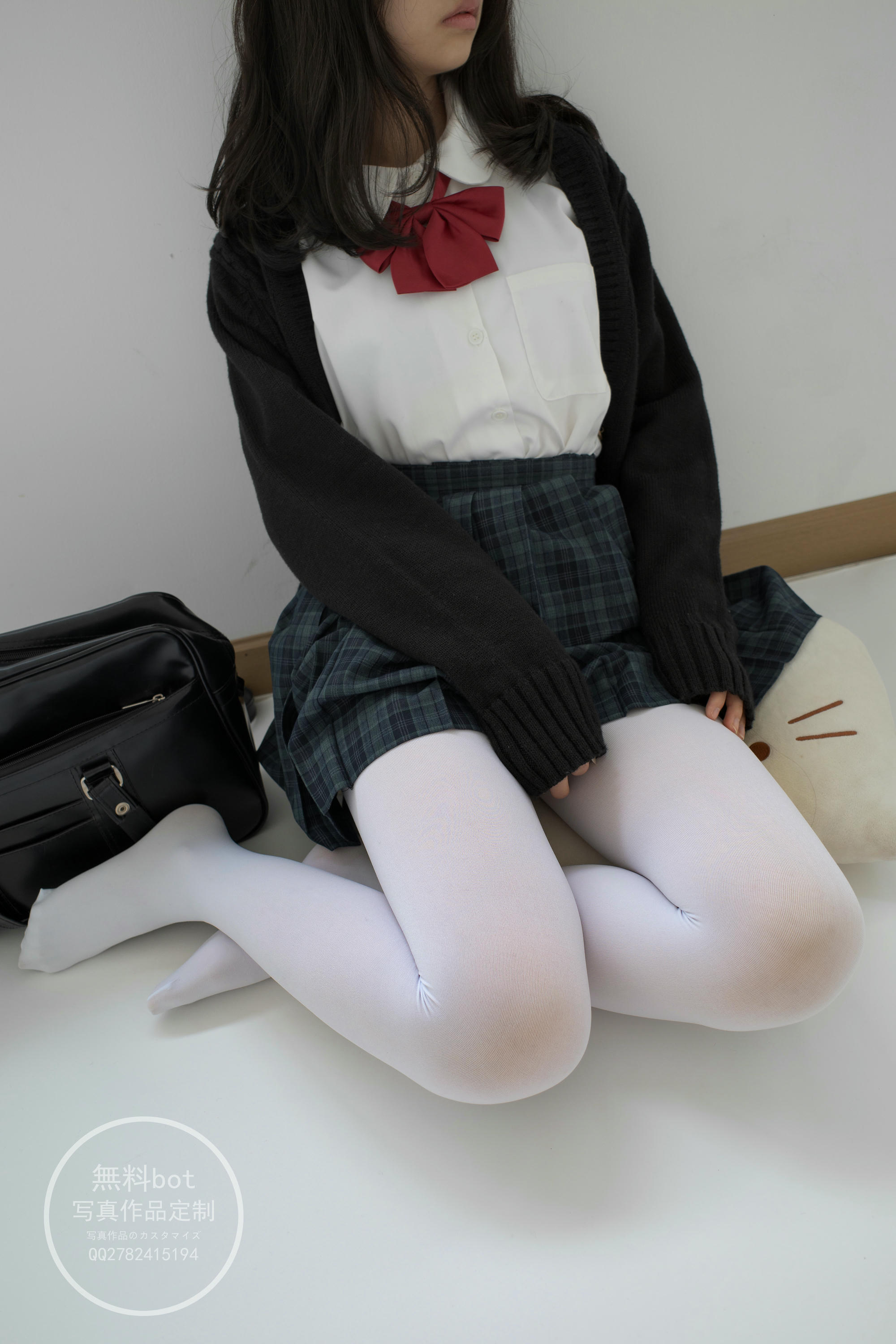 森萝财团 有料 NO.002 小香 室内JK白丝 [86P／837MB]_第2集