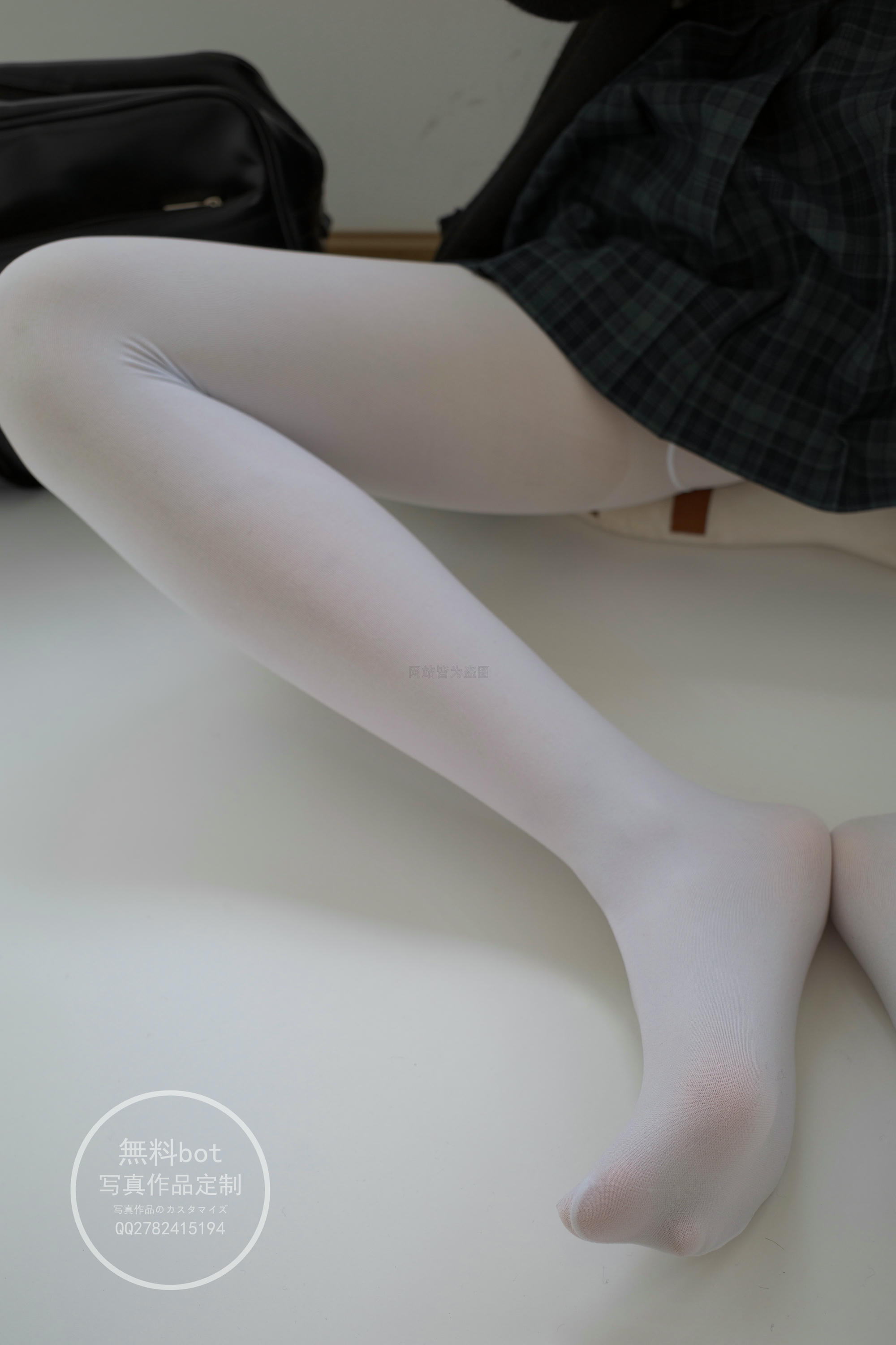 森萝财团 有料 NO.002 小香 室内JK白丝 [86P／837MB]_第3集