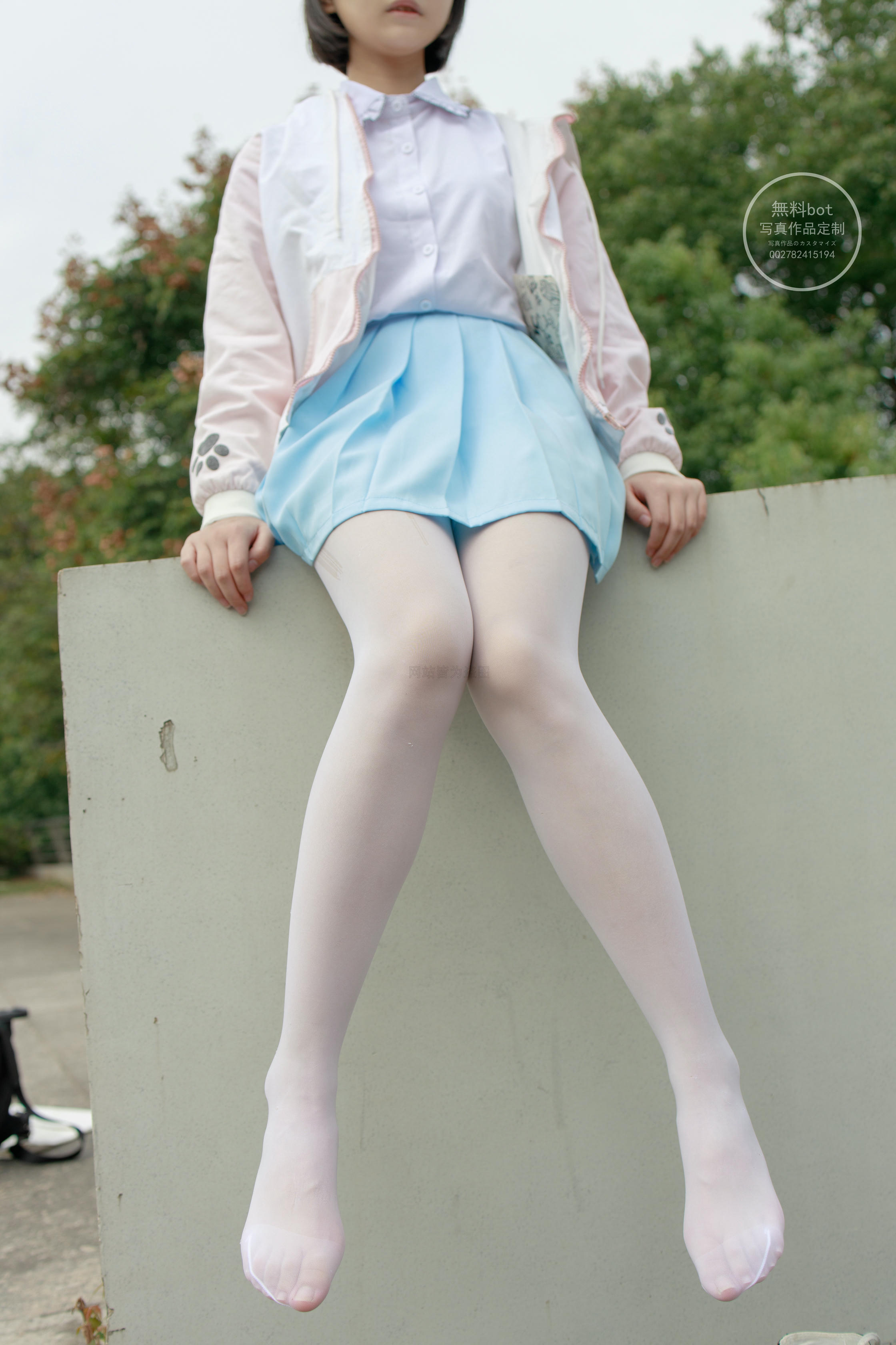 森萝财团 有料 NO.005 小茵 公园白丝 [68P／862MB]_第2集