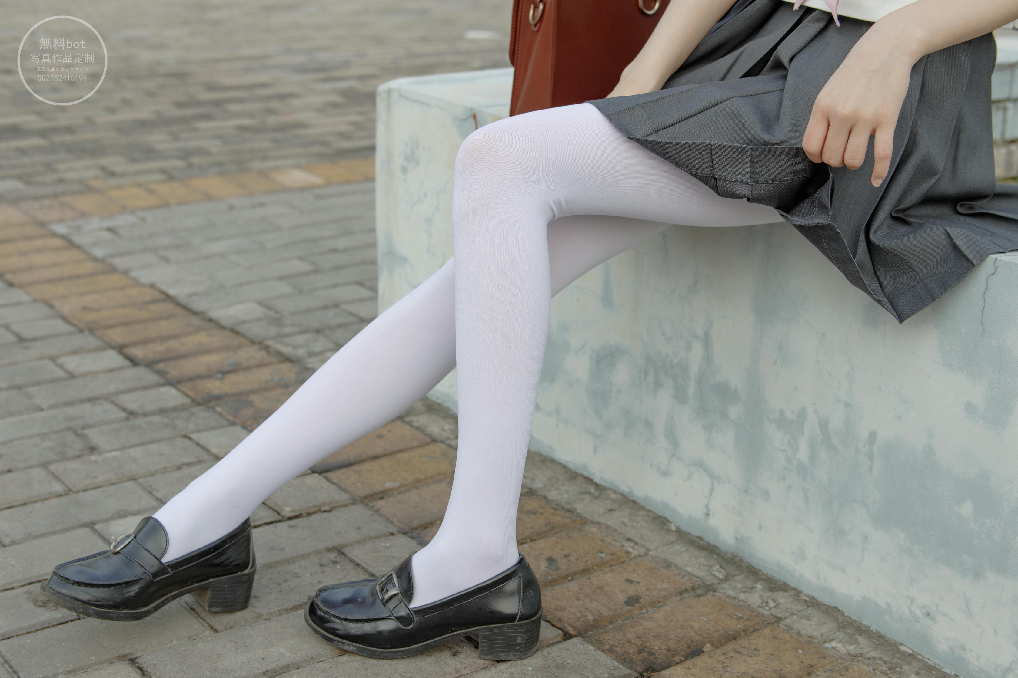 森萝财团 有料 NO.006 依依 户外白丝JK制服 [90P／1.23G]_第3集