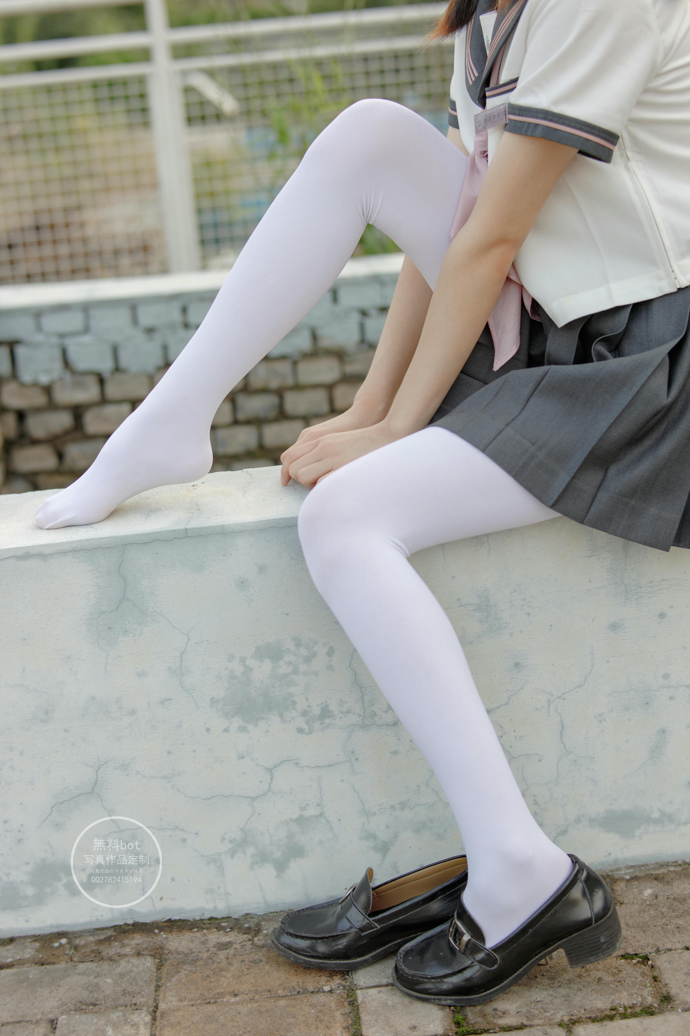 森萝财团 有料 NO.006 依依 户外白丝JK制服 [90P／1.23G]_第4集