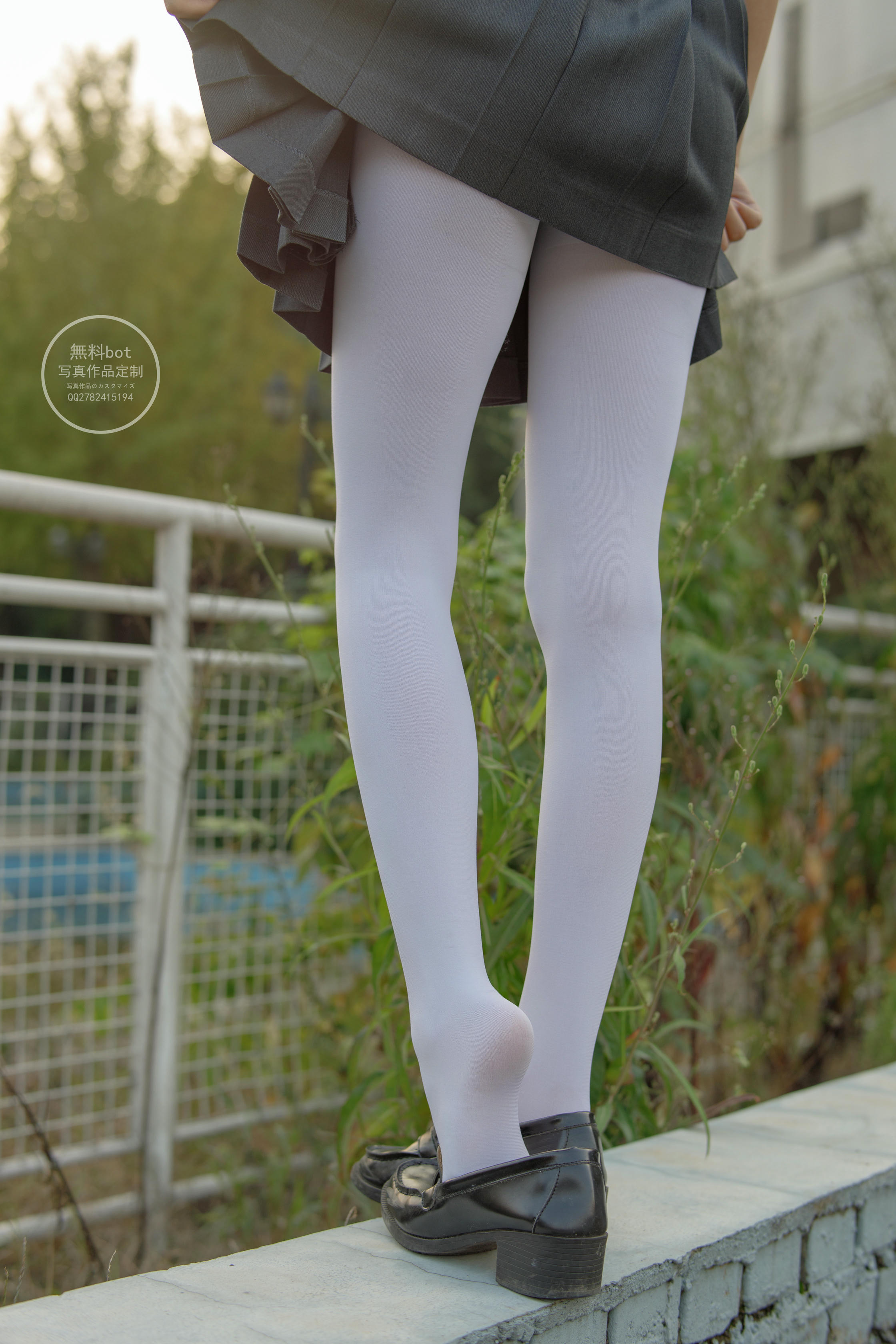 森萝财团 有料 NO.006 依依 户外白丝JK制服 [90P／1.23G]_第4集