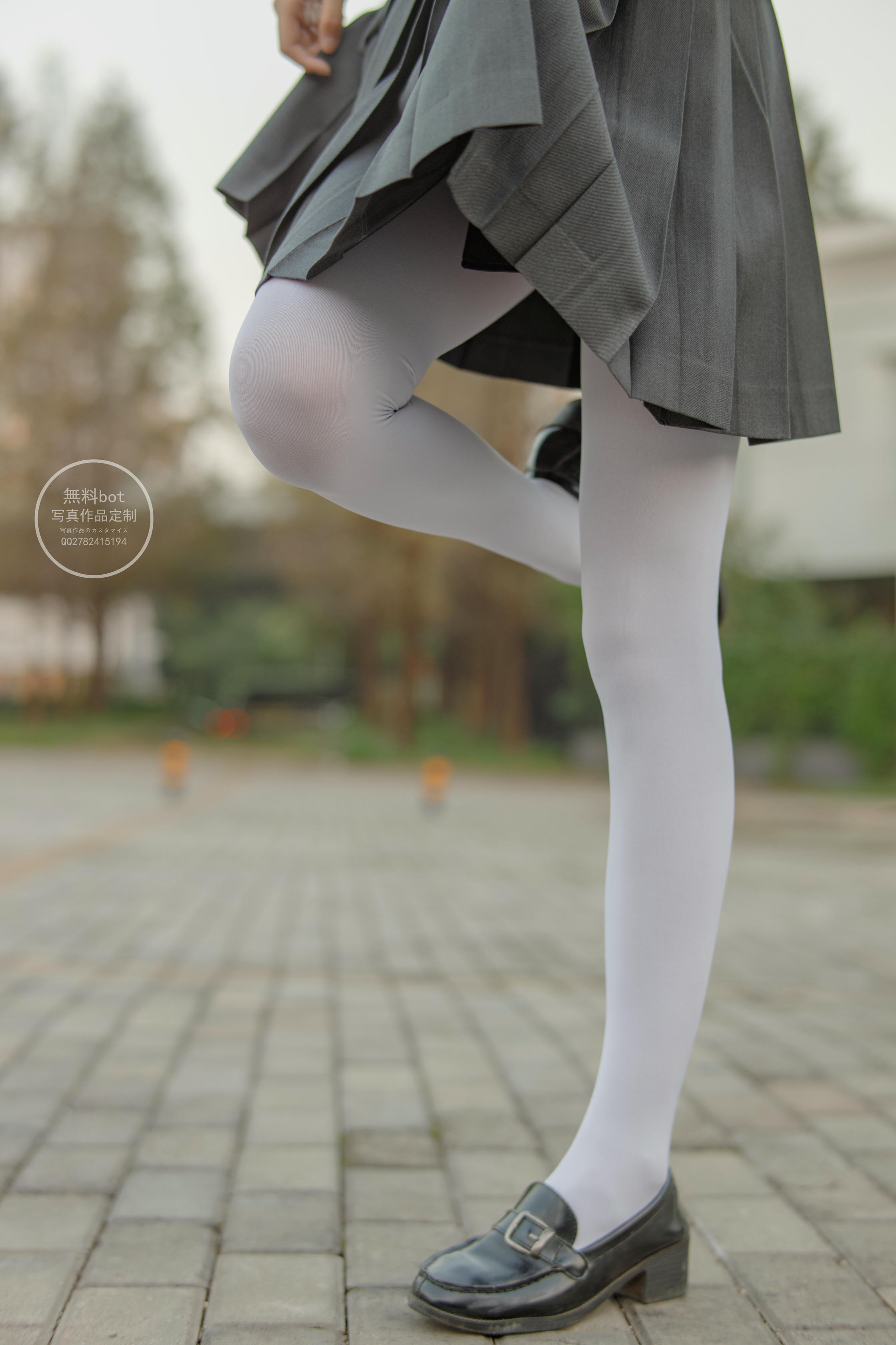 森萝财团 有料 NO.006 依依 户外白丝JK制服 [90P／1.23G]_第5集