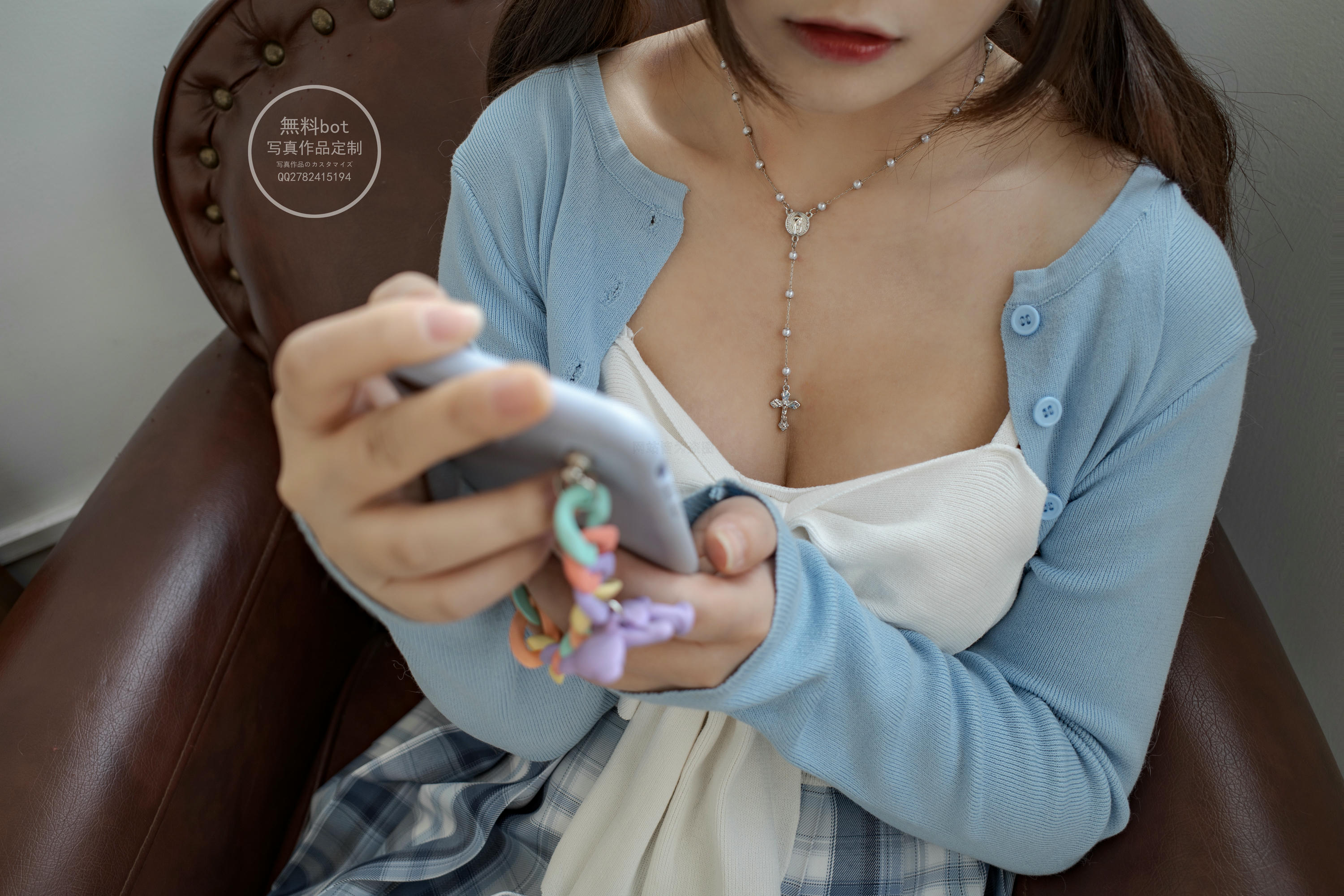 森萝财团 有料 NO.008 古川kagura 沙发上的白丝 [66P／791MB]_第2集