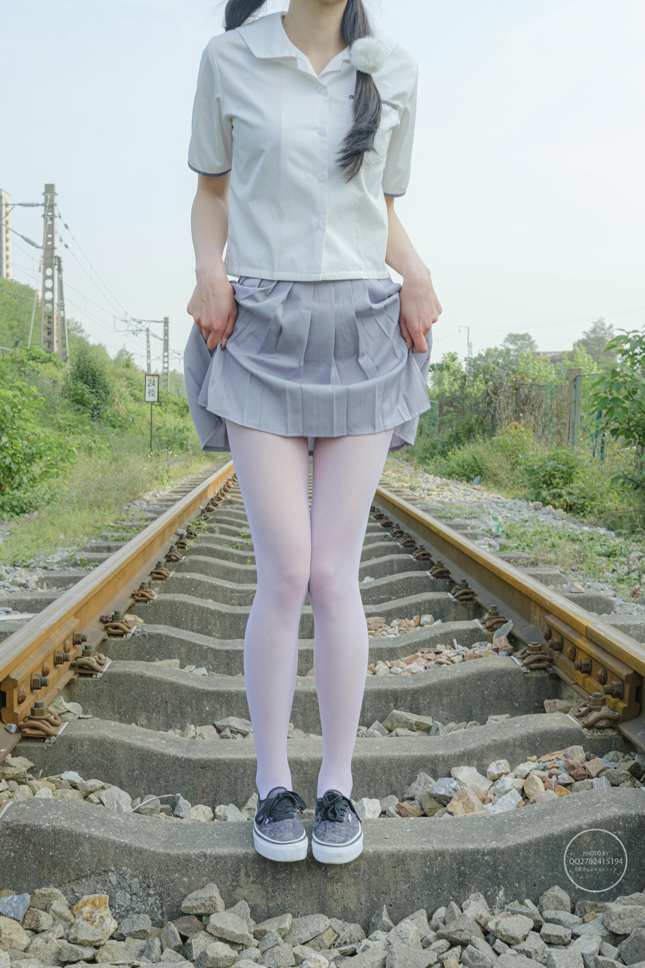 森萝财团 有料 NO.038 吸吸 铁轨边的JK白丝美少女 [60P-764MB]_第1集