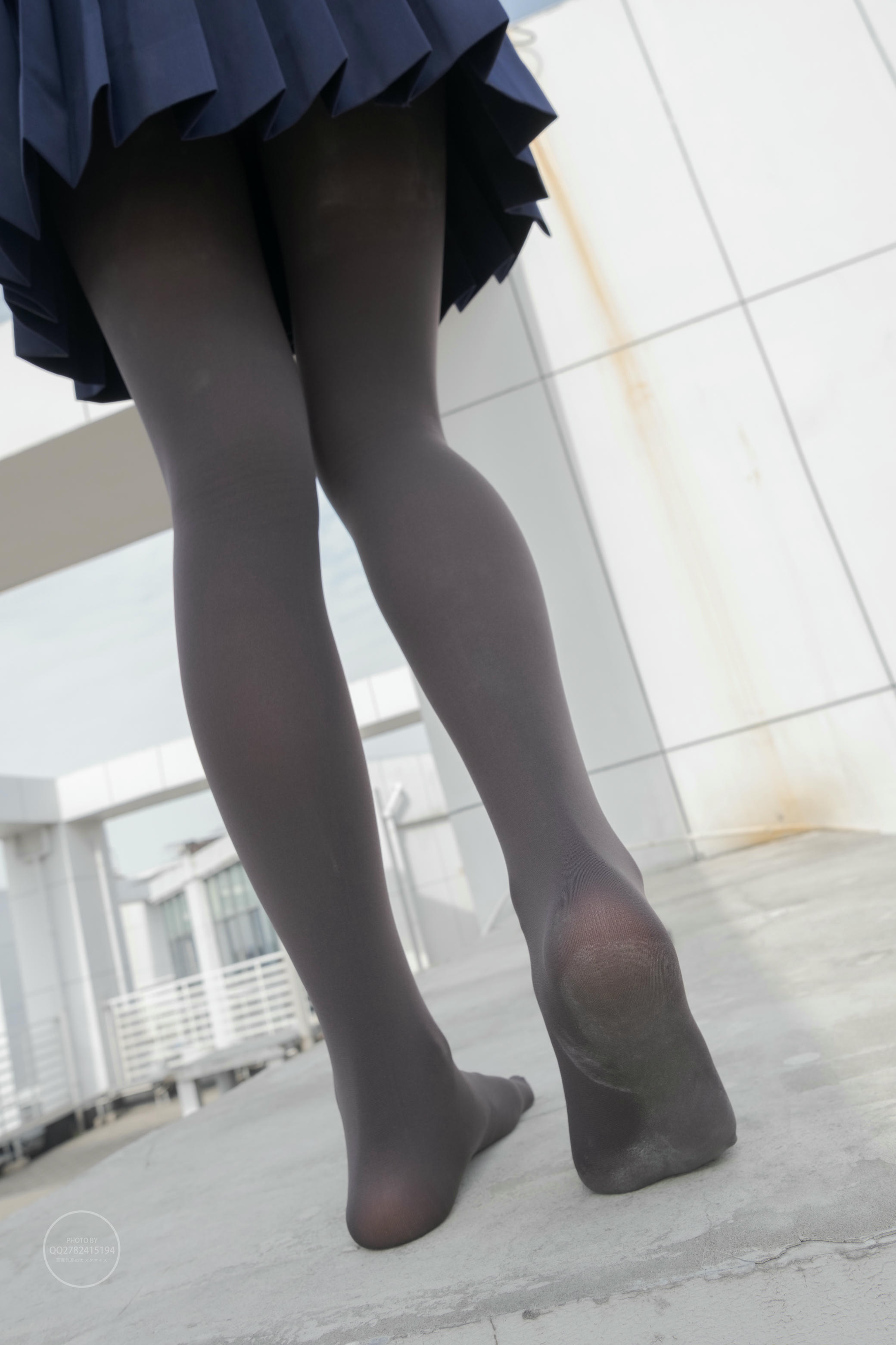 森萝财团 有料 NO.039 小香 天台上的JK灰丝美少女 [90P-794M]_第2集