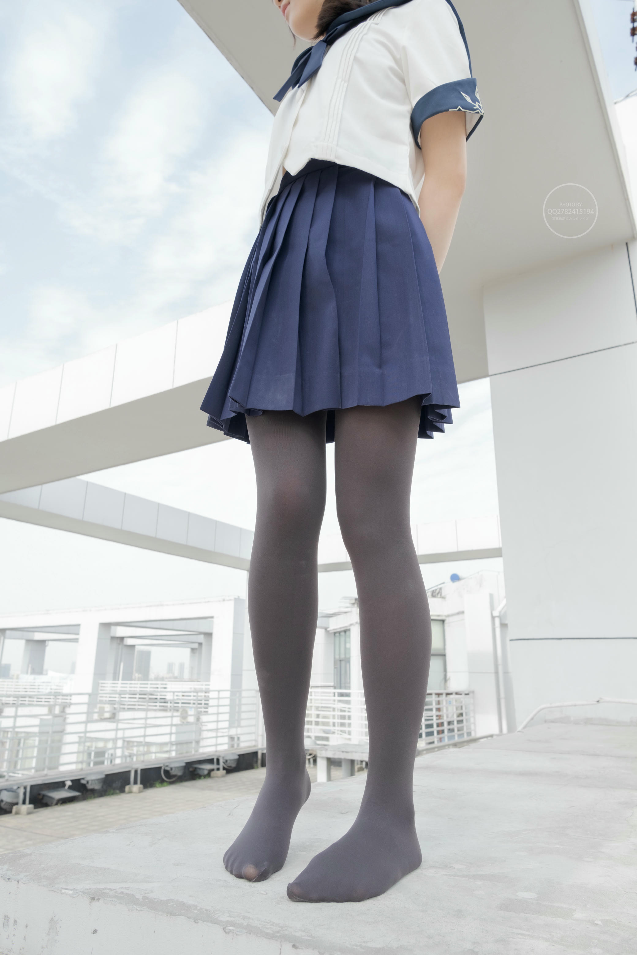 森萝财团 有料 NO.039 小香 天台上的JK灰丝美少女 [90P-794M]_第2集