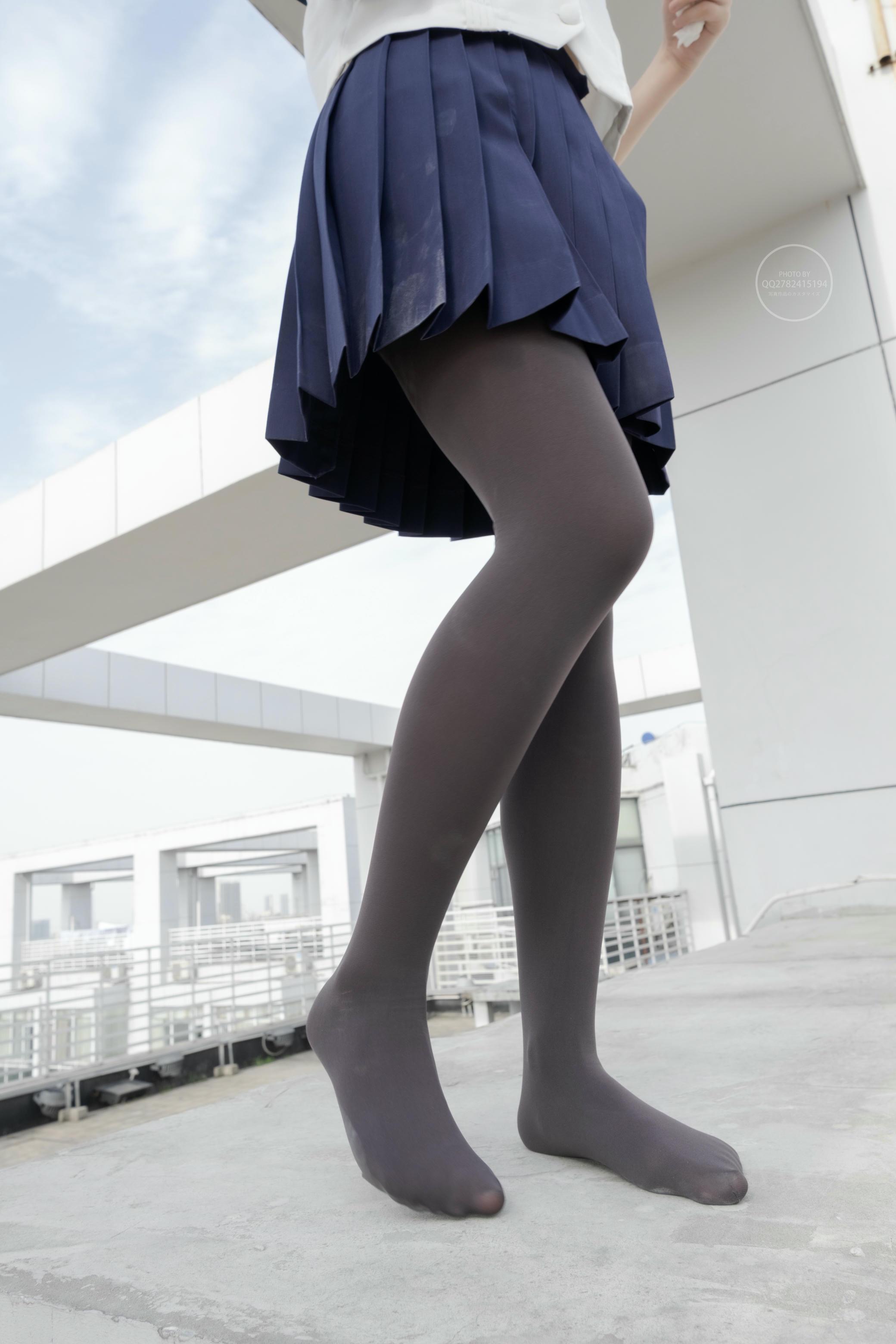 森萝财团 有料 NO.039 小香 天台上的JK灰丝美少女 [90P-794M]_第2集