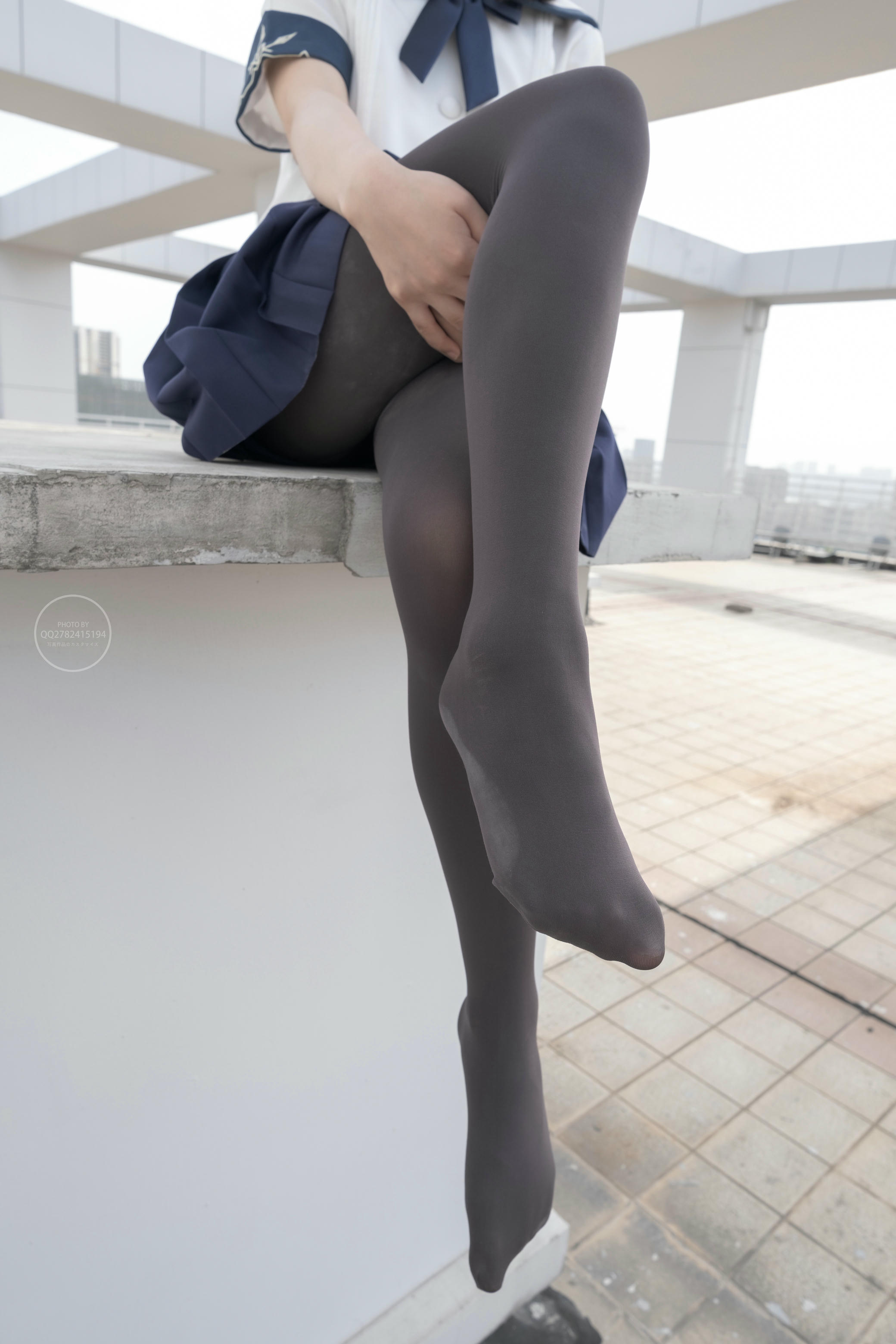 森萝财团 有料 NO.039 小香 天台上的JK灰丝美少女 [90P-794M]_第3集