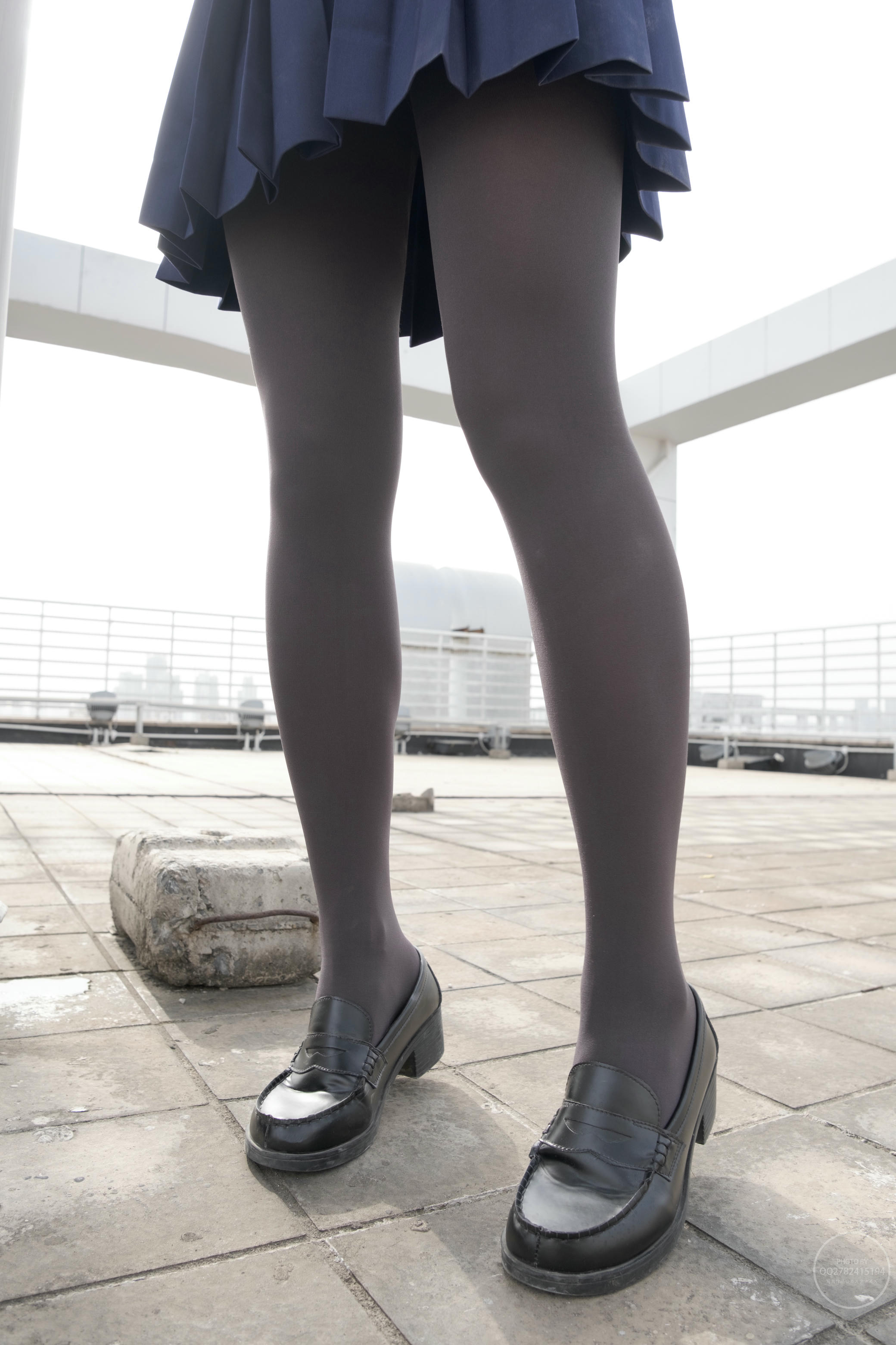 森萝财团 有料 NO.039 小香 天台上的JK灰丝美少女 [90P-794M]_第3集