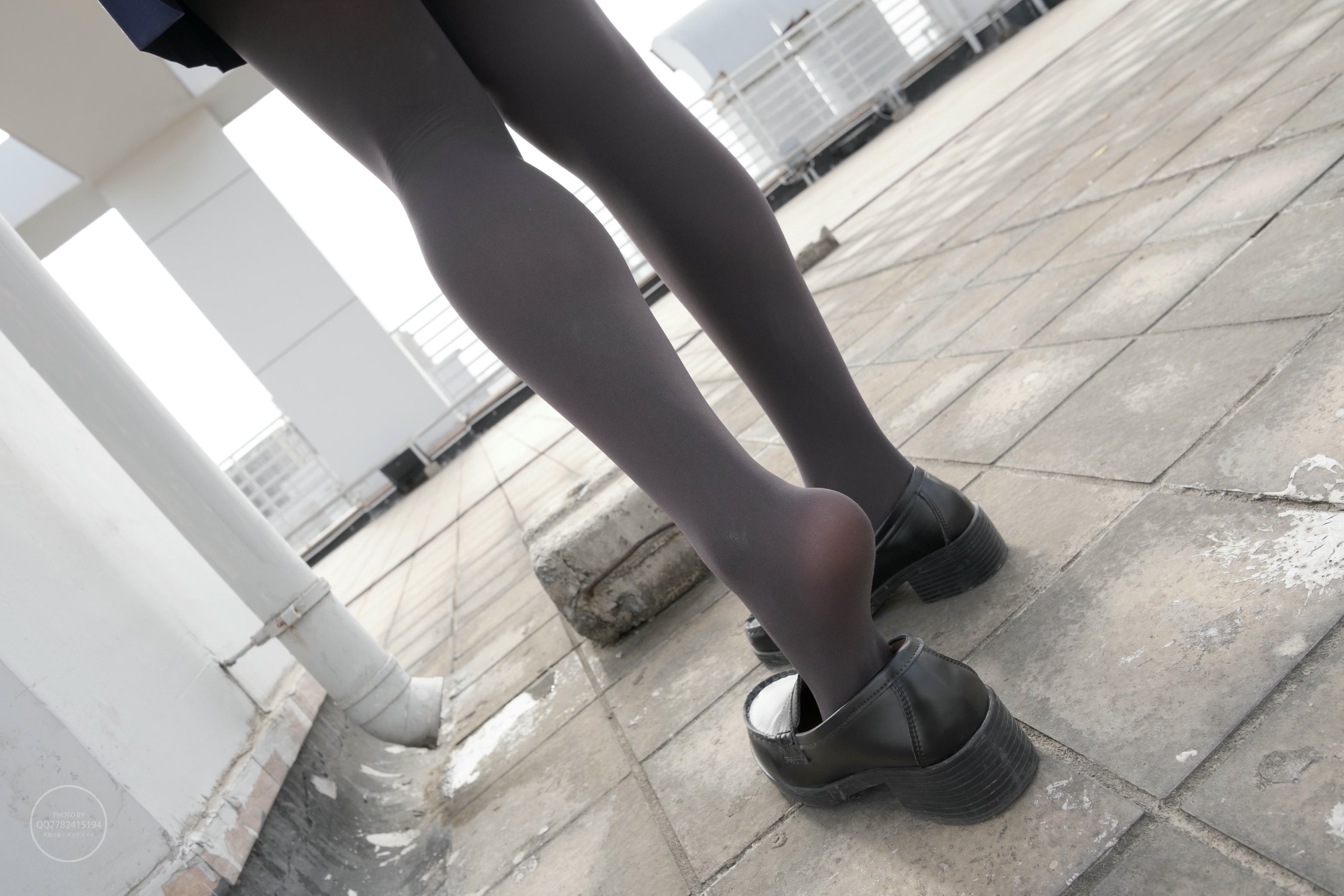 森萝财团 有料 NO.039 小香 天台上的JK灰丝美少女 [90P-794M]_第3集