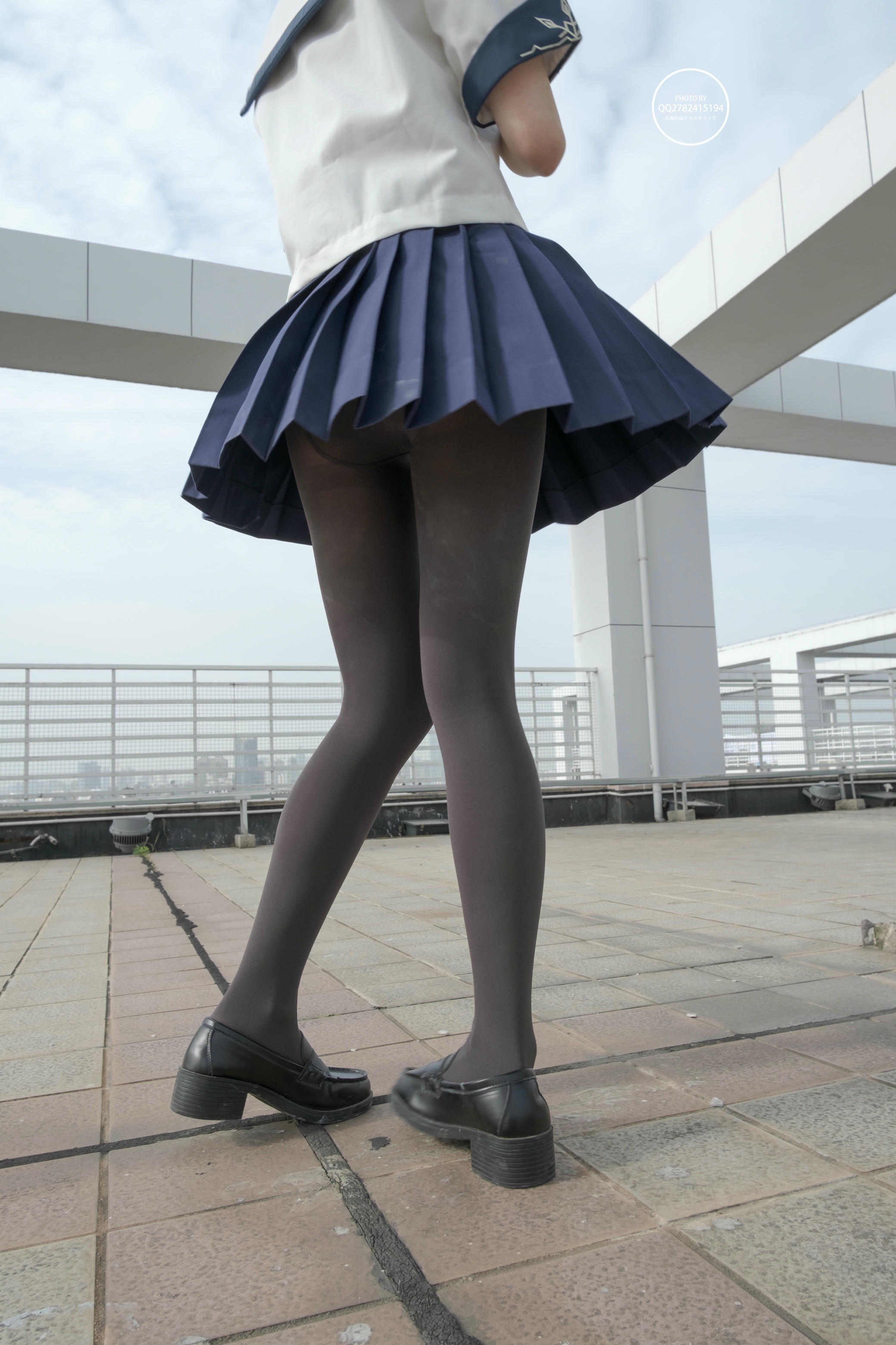 森萝财团 有料 NO.039 小香 天台上的JK灰丝美少女 [90P-794M]_第3集