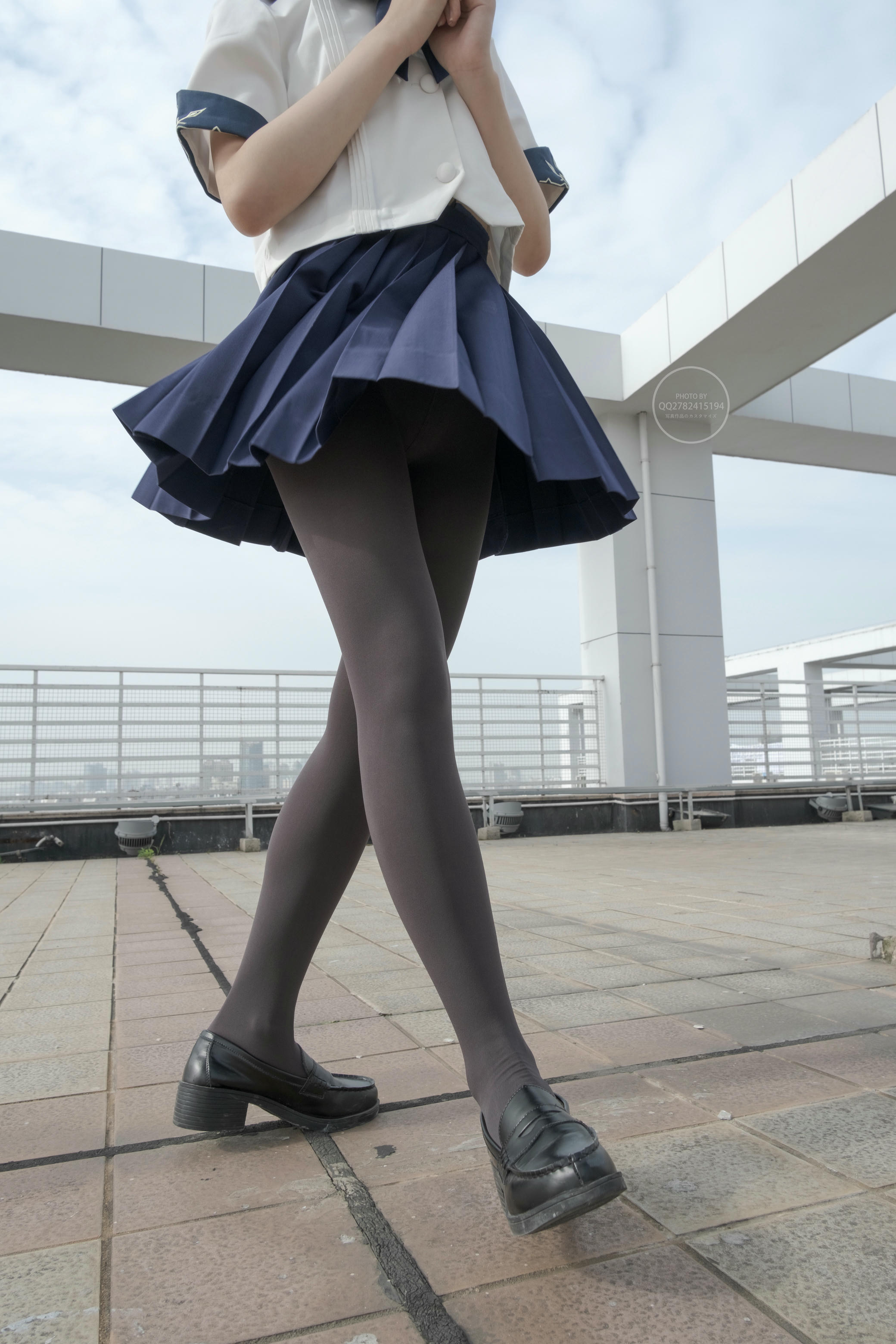 森萝财团 有料 NO.039 小香 天台上的JK灰丝美少女 [90P-794M]_第4集