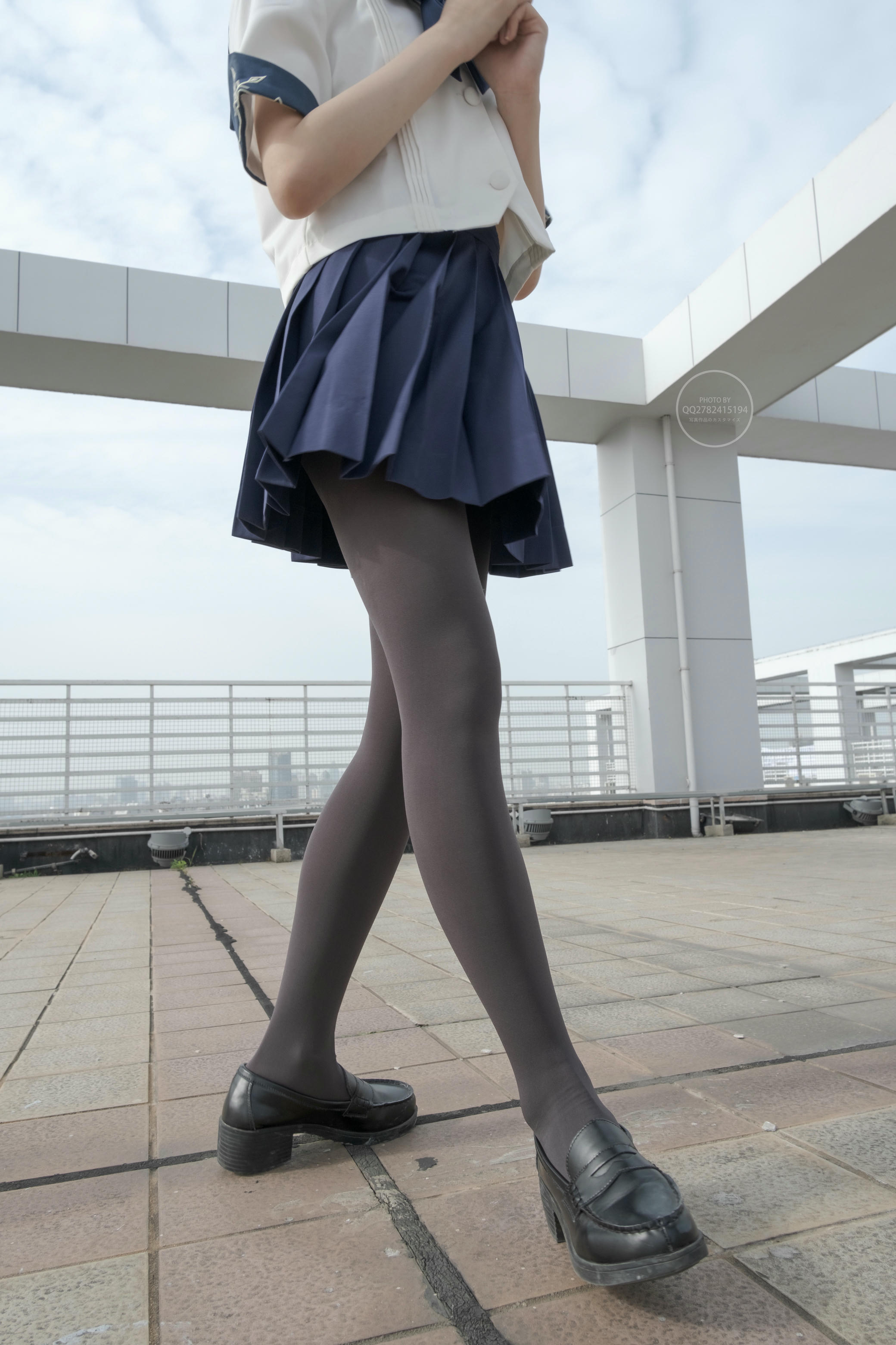 森萝财团 有料 NO.039 小香 天台上的JK灰丝美少女 [90P-794M]_第4集