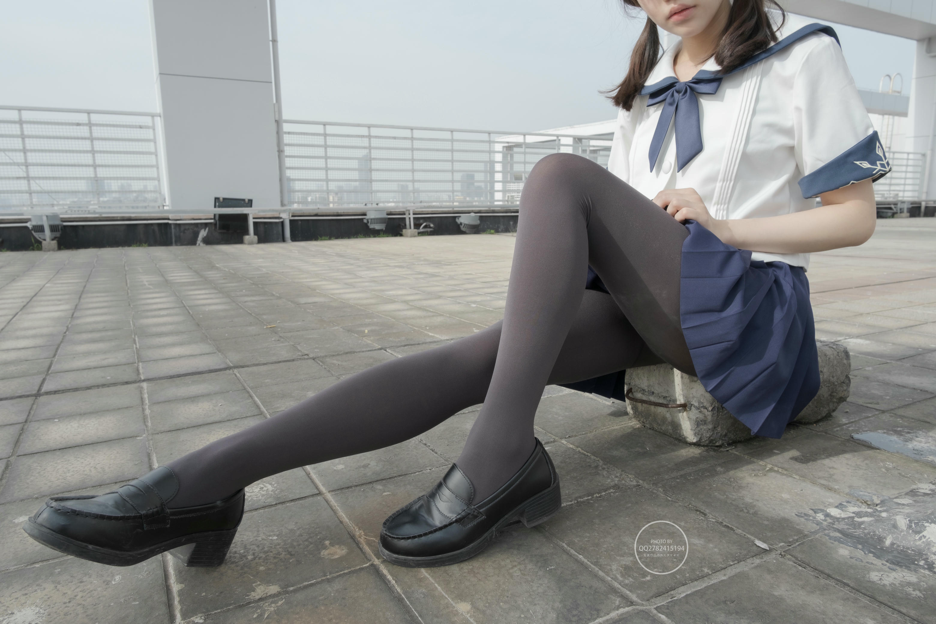 森萝财团 有料 NO.039 小香 天台上的JK灰丝美少女 [90P-794M]_第4集