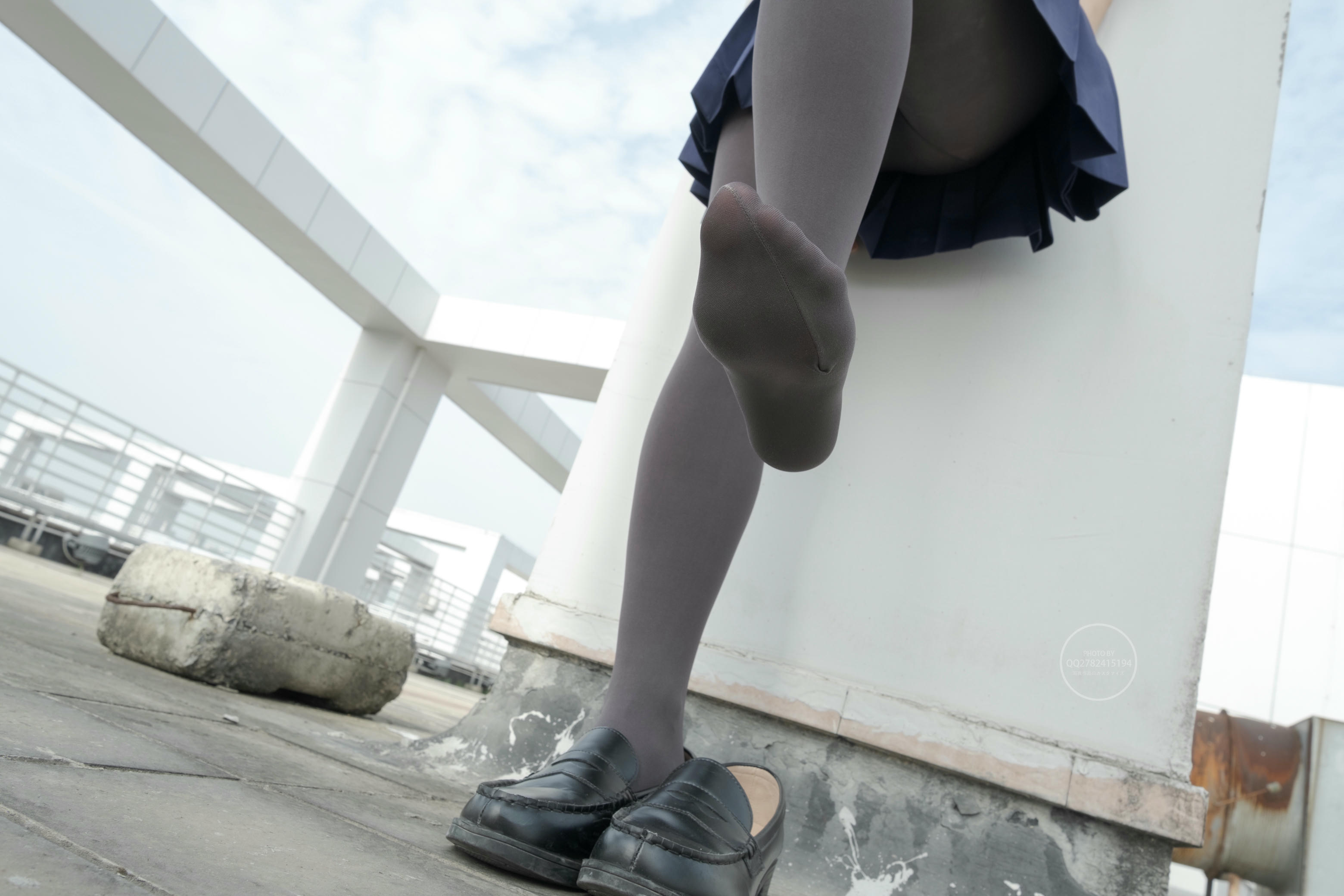 森萝财团 有料 NO.039 小香 天台上的JK灰丝美少女 [90P-794M]_第4集