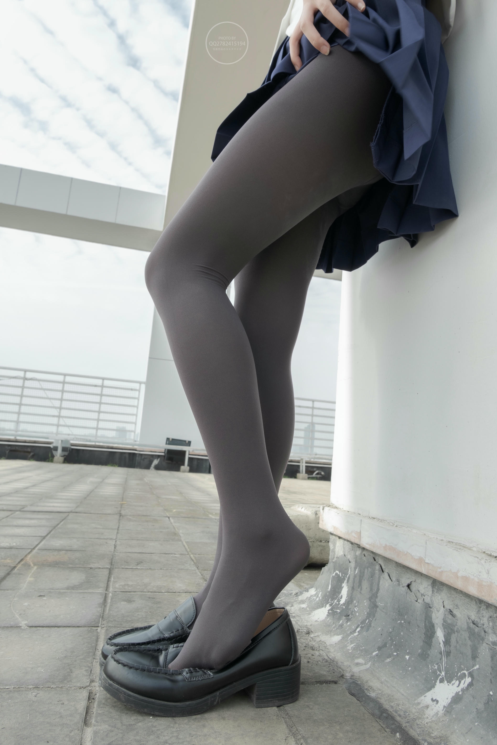 森萝财团 有料 NO.039 小香 天台上的JK灰丝美少女 [90P-794M]_第5集
