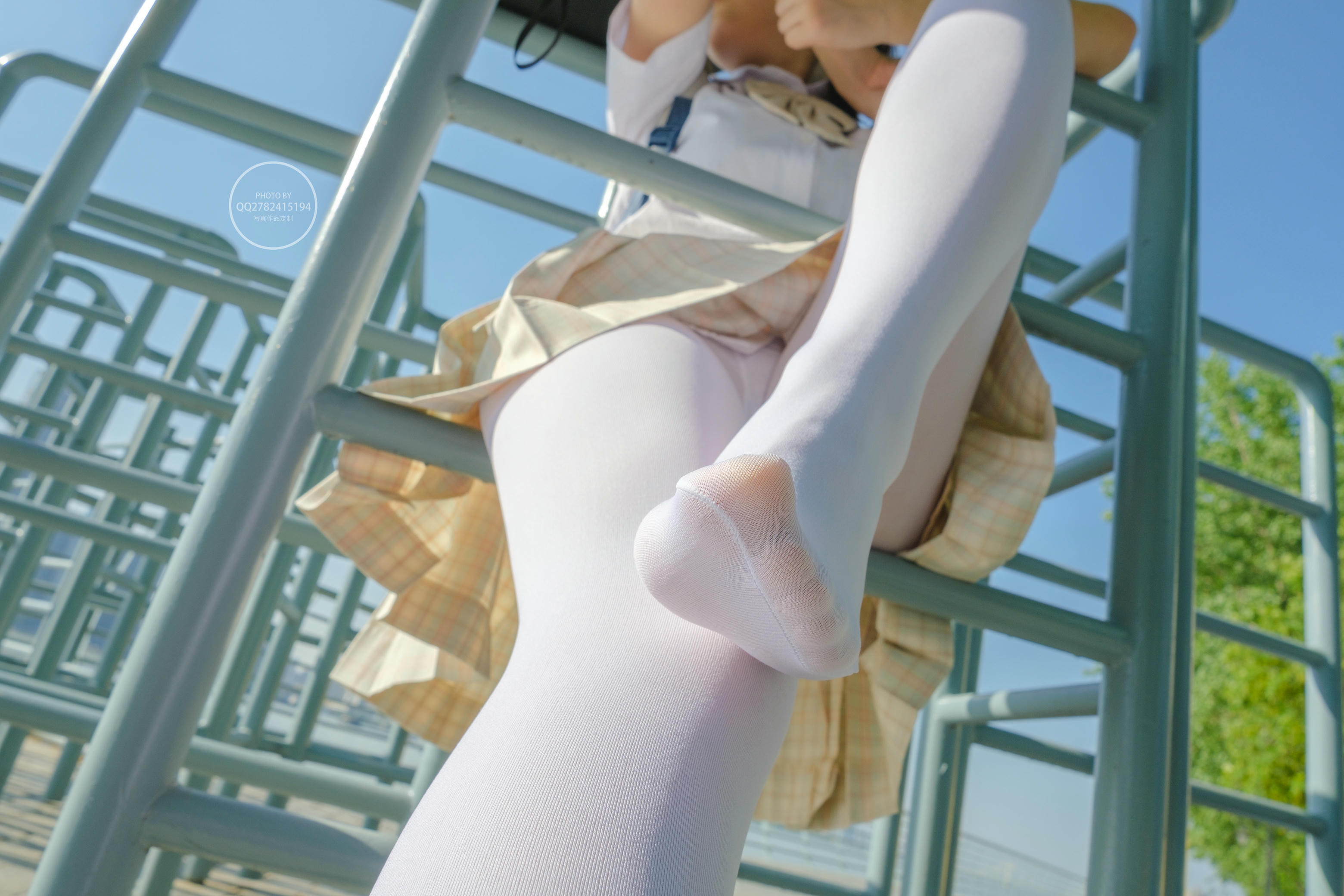 森萝财团 有料 NO.040 海边JK制服白丝 [95P-1.09G]_第1集