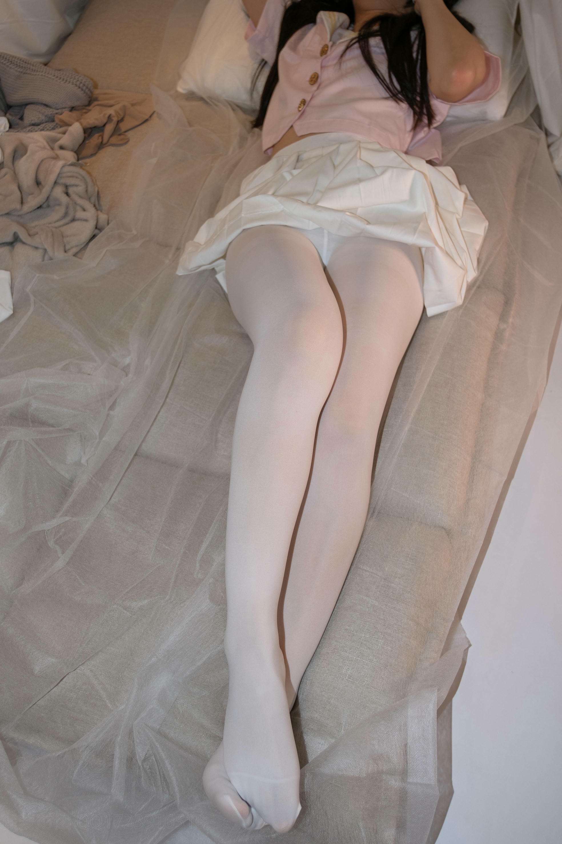 森萝财团-爱花写真 ALPHA-012 酒店粉红女孩SM白丝 [102P1V-1.09GB]_第1集