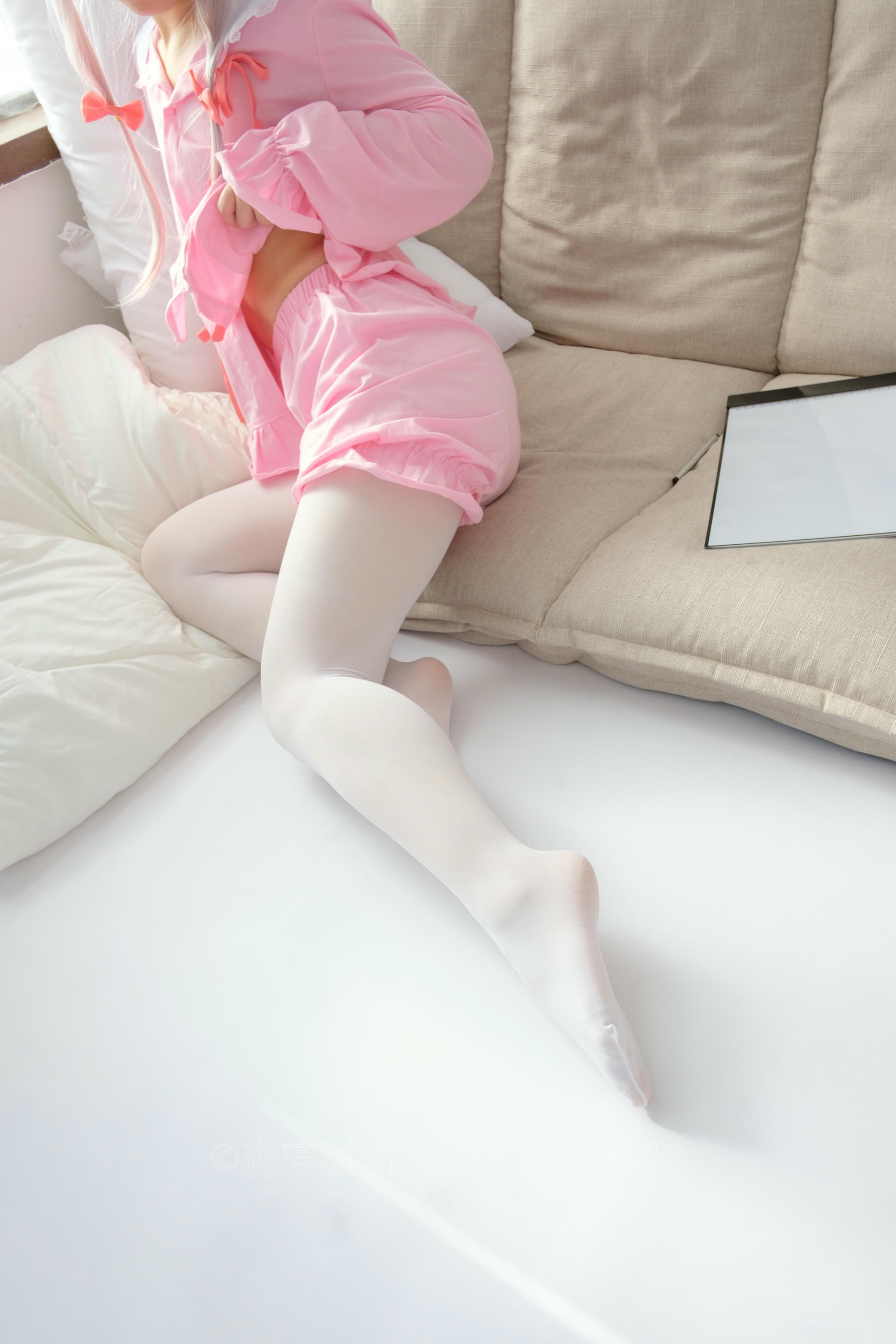 森萝财团-爱花写真 ALPHA-015 白发魔女传 [102P-978MB]_第2集