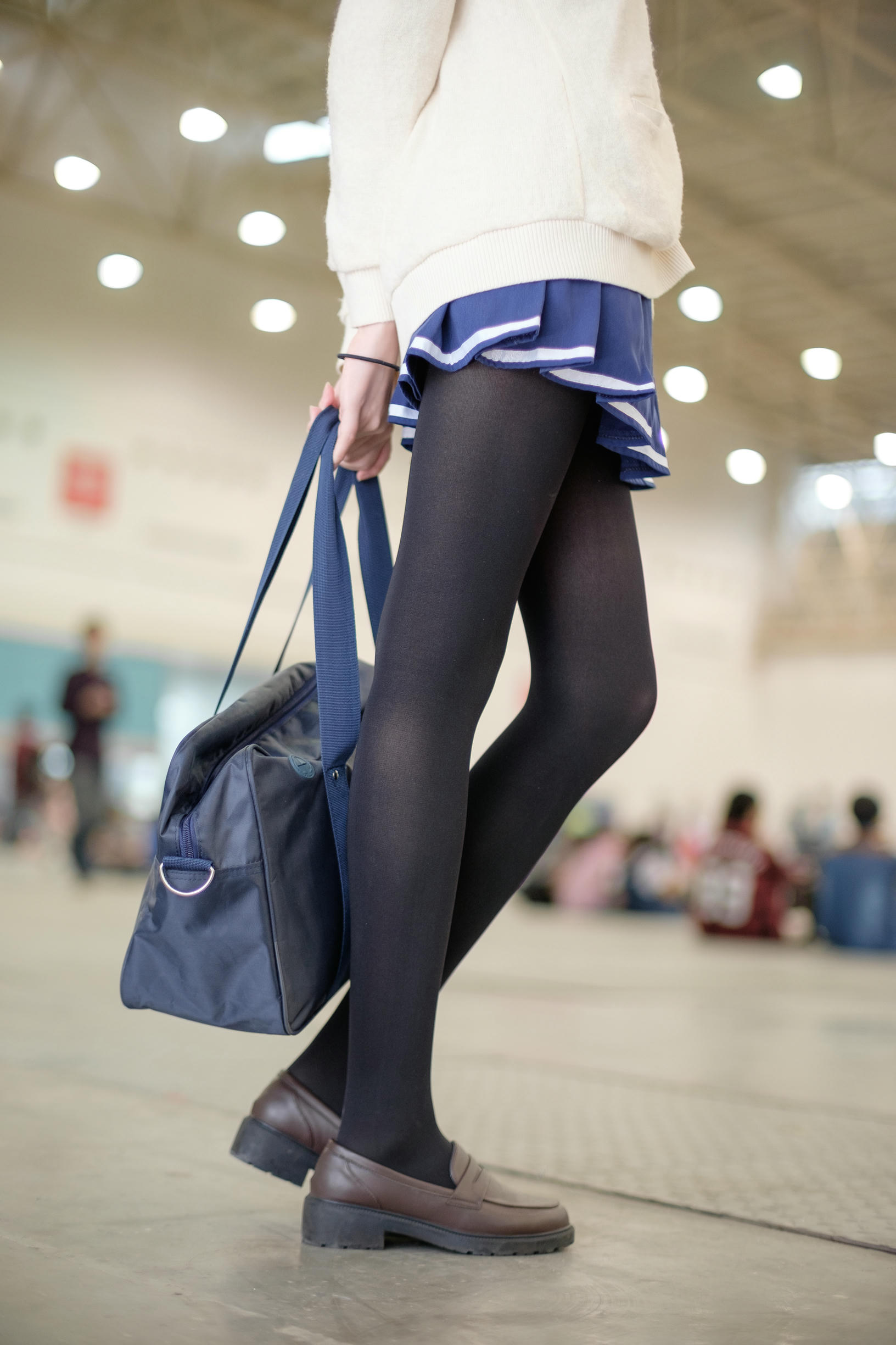 森萝财团 FREE-004 俏皮女孩JK制服 [24P-163MB]_第1集