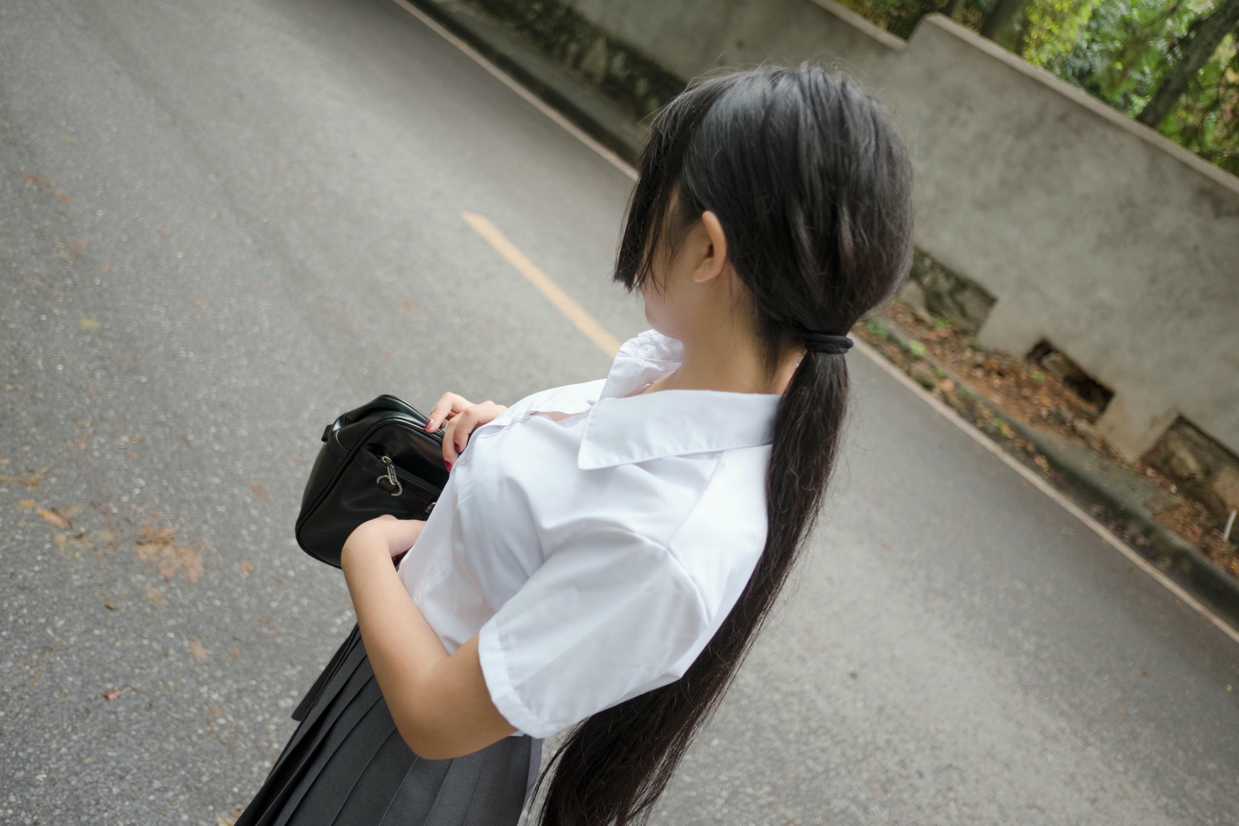 森萝财团 BETA-005 女生的白衬衣 [75P-498MB]_第1集